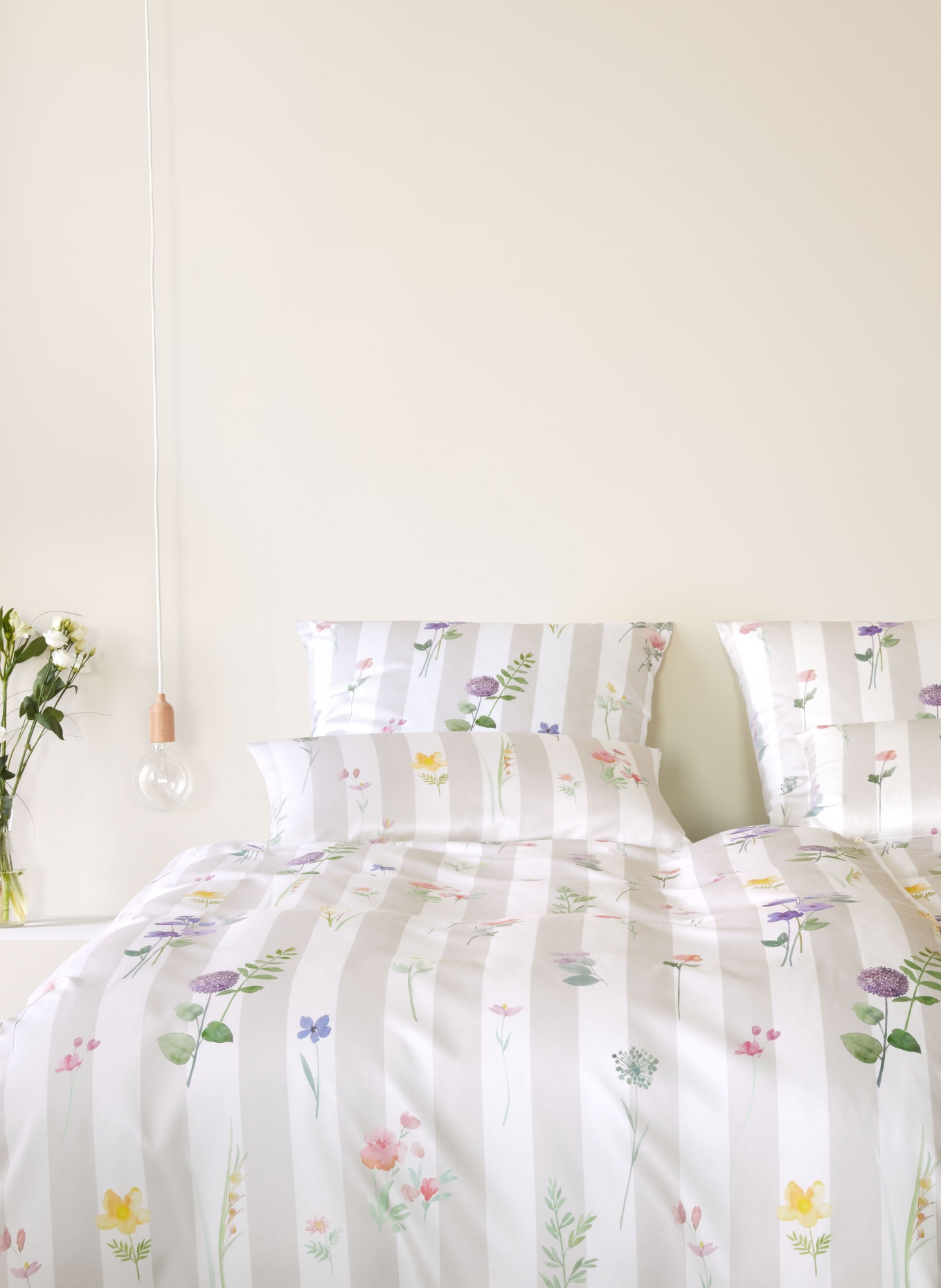 elegante Linge de lit FLOWERSTRIPE: CRÈME / LILAS / VERT