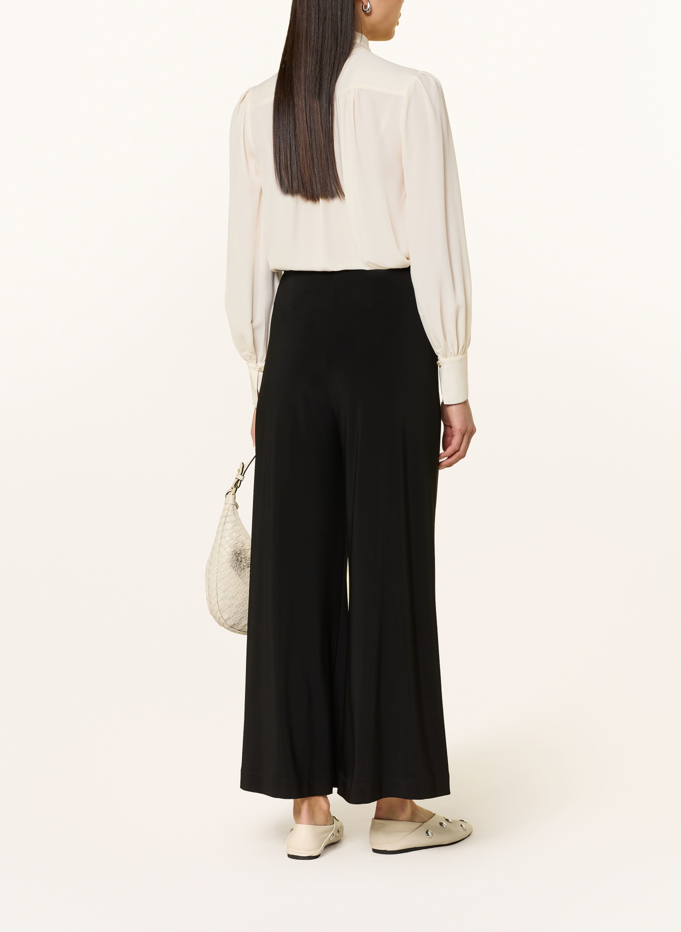 Joseph Ribkoff Kuloty: ČERNÁ