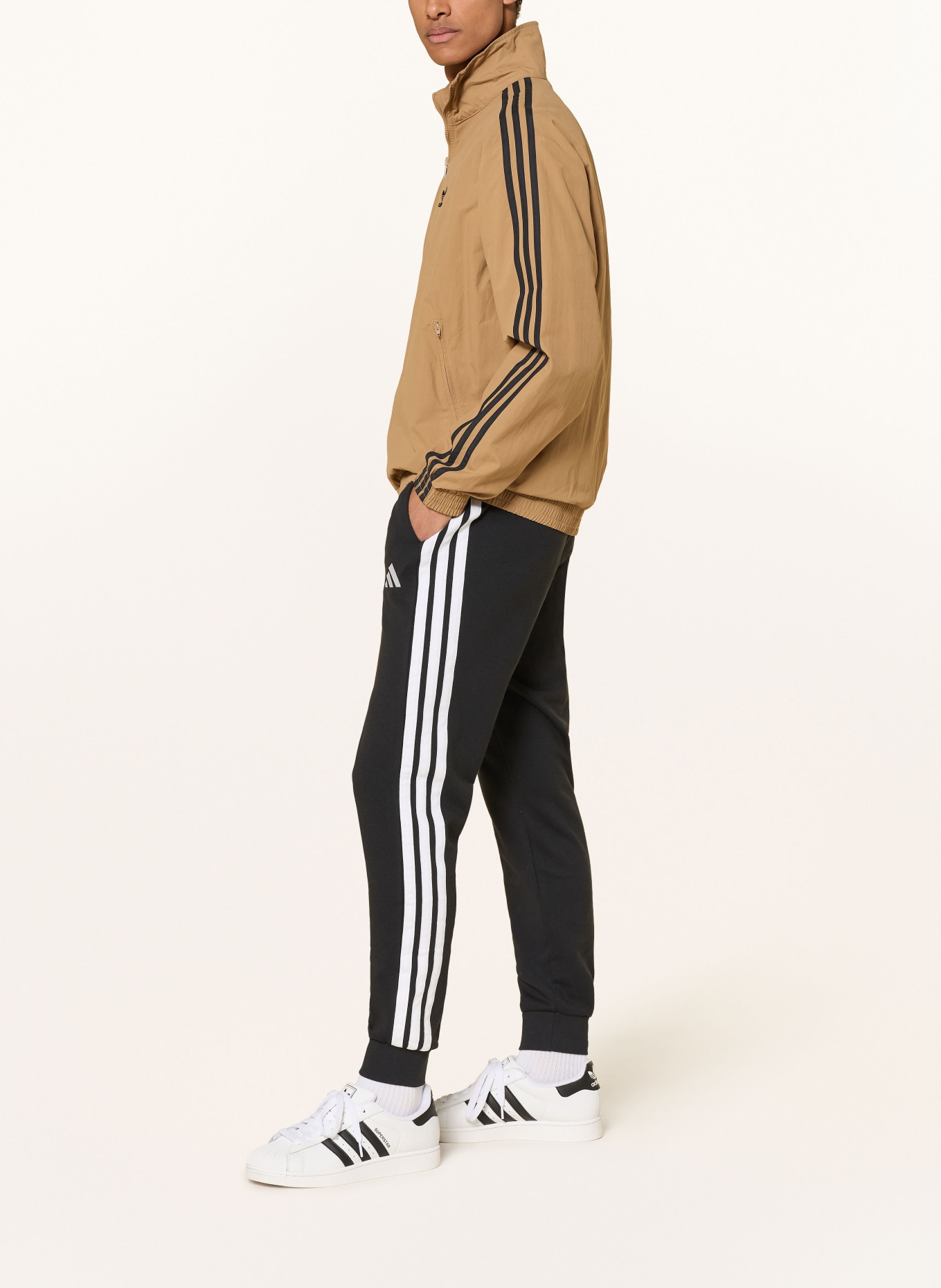 adidas ESSENTIALS 3-Stripe Sweatpants: BLACK / WHITE