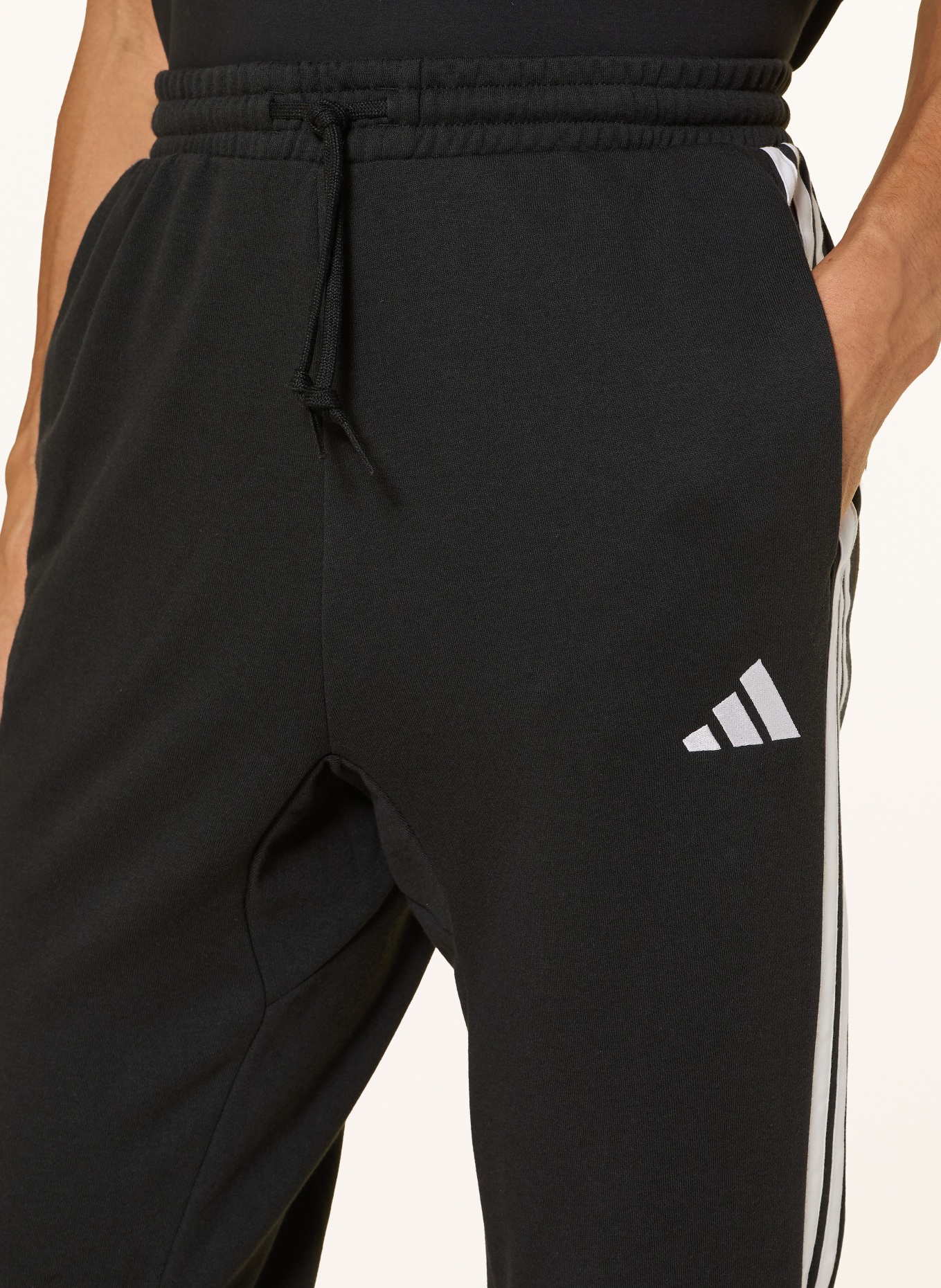 adidas ESSENTIALS 3-Stripe Sweatpants: BLACK / WHITE