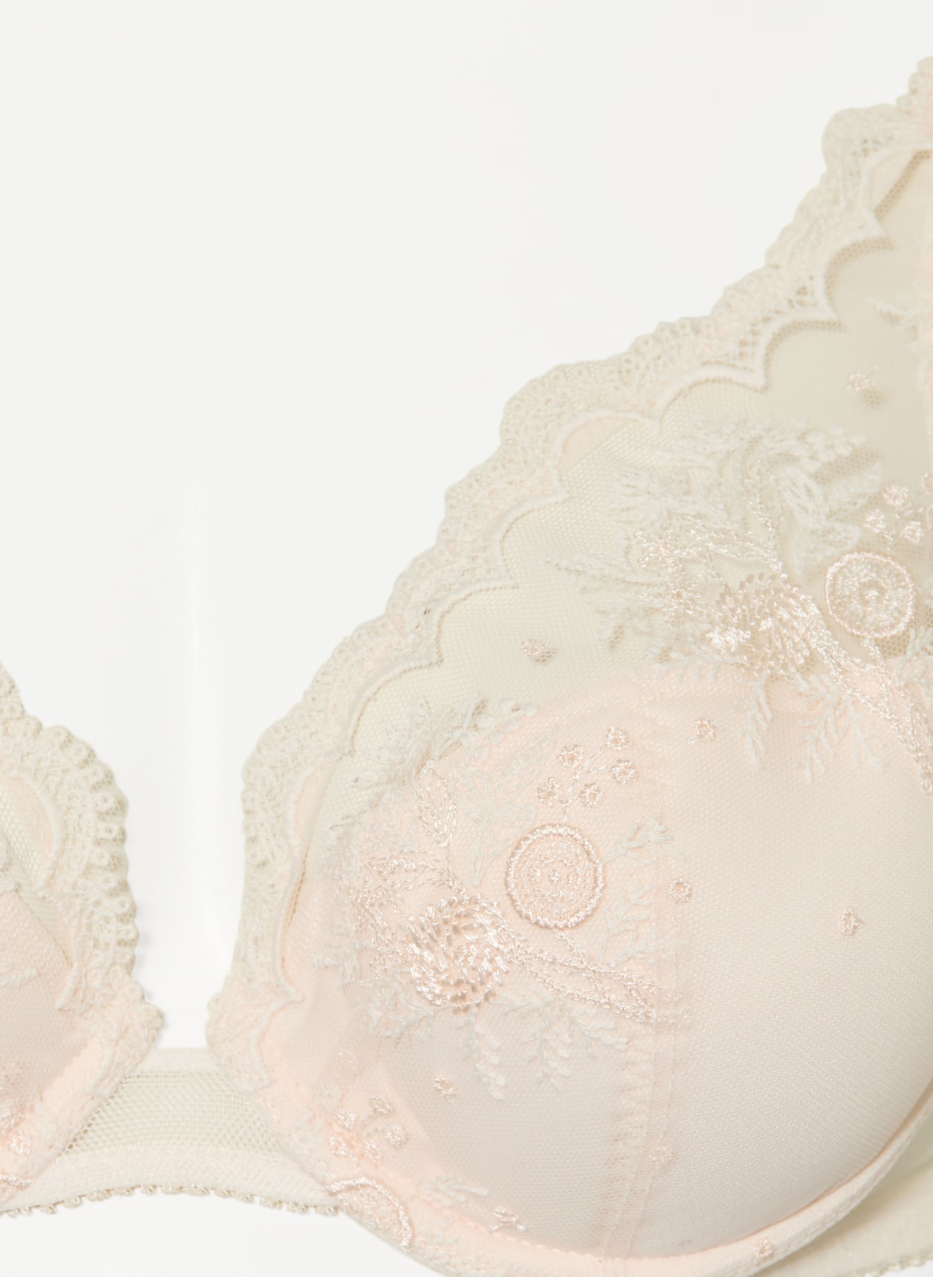 SIMONE PÉRÈLE Push-up podprsenka INTRIGUE: SVĚTLE RŮŽOVÁ