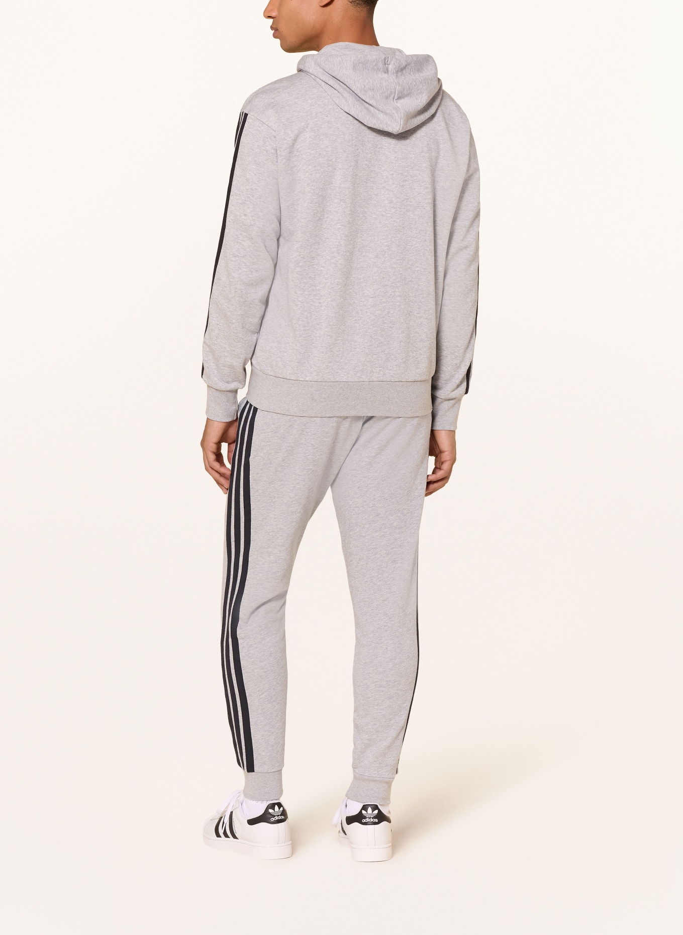 adidas Sweatjacke ESSENTIALS 3-STREIFEN FRENCH TERRY: GRAU / SCHWARZ