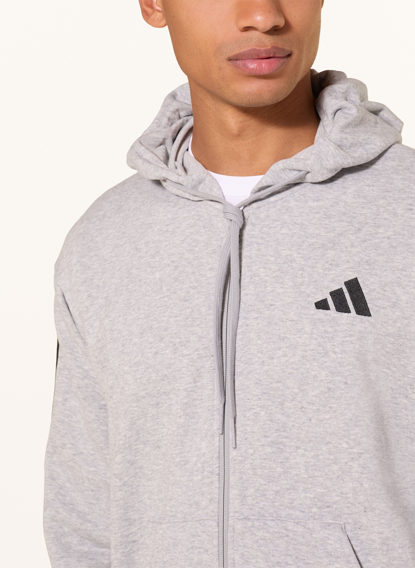 adidas Sweatjacke ESSENTIALS 3-STREIFEN FRENCH TERRY: GRAU / SCHWARZ