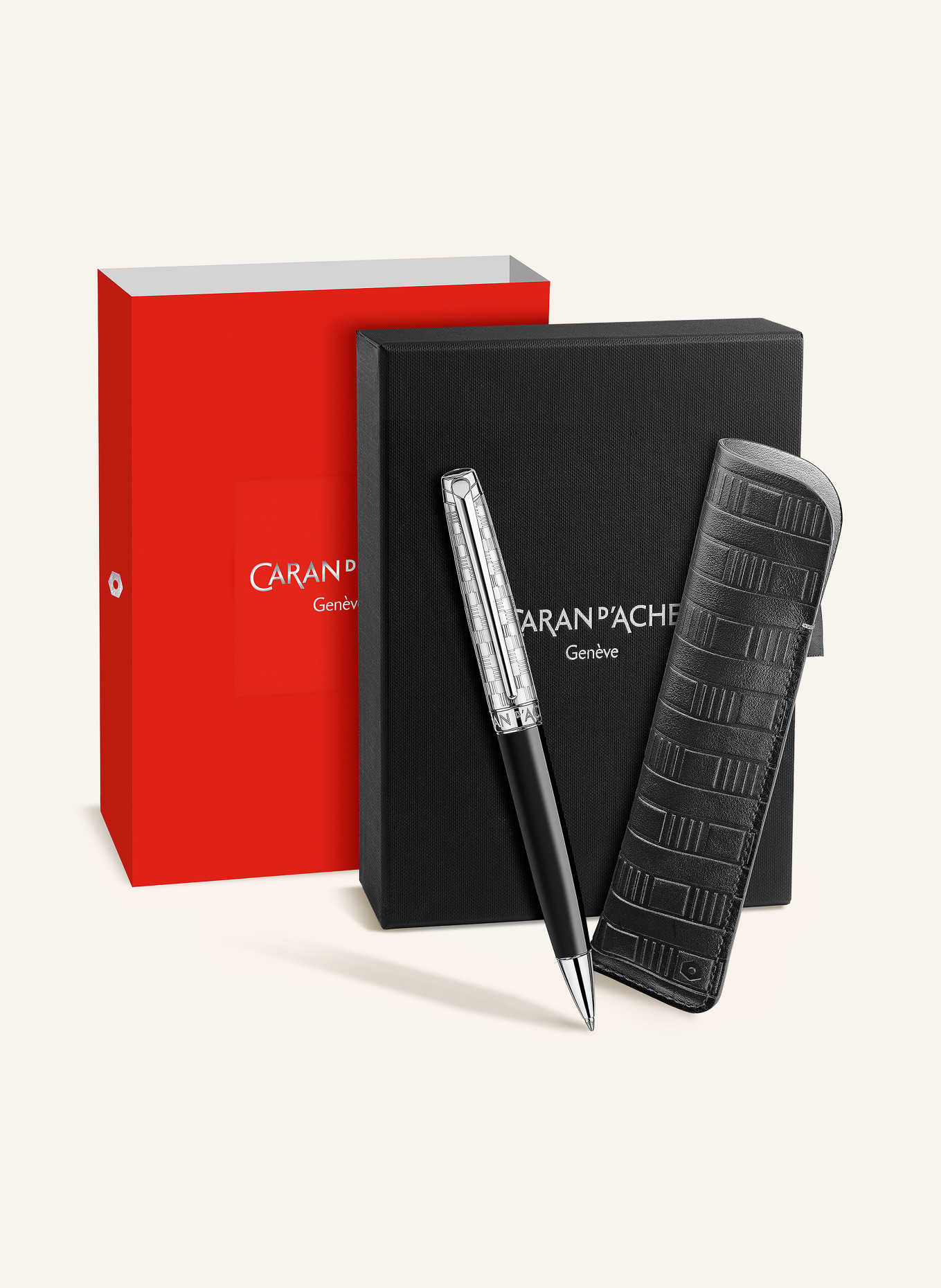 CARAN d'ACHE Set LÉMAN DAMIER: Kugelschreiber und Lederetui: SCHWARZ / SILBER