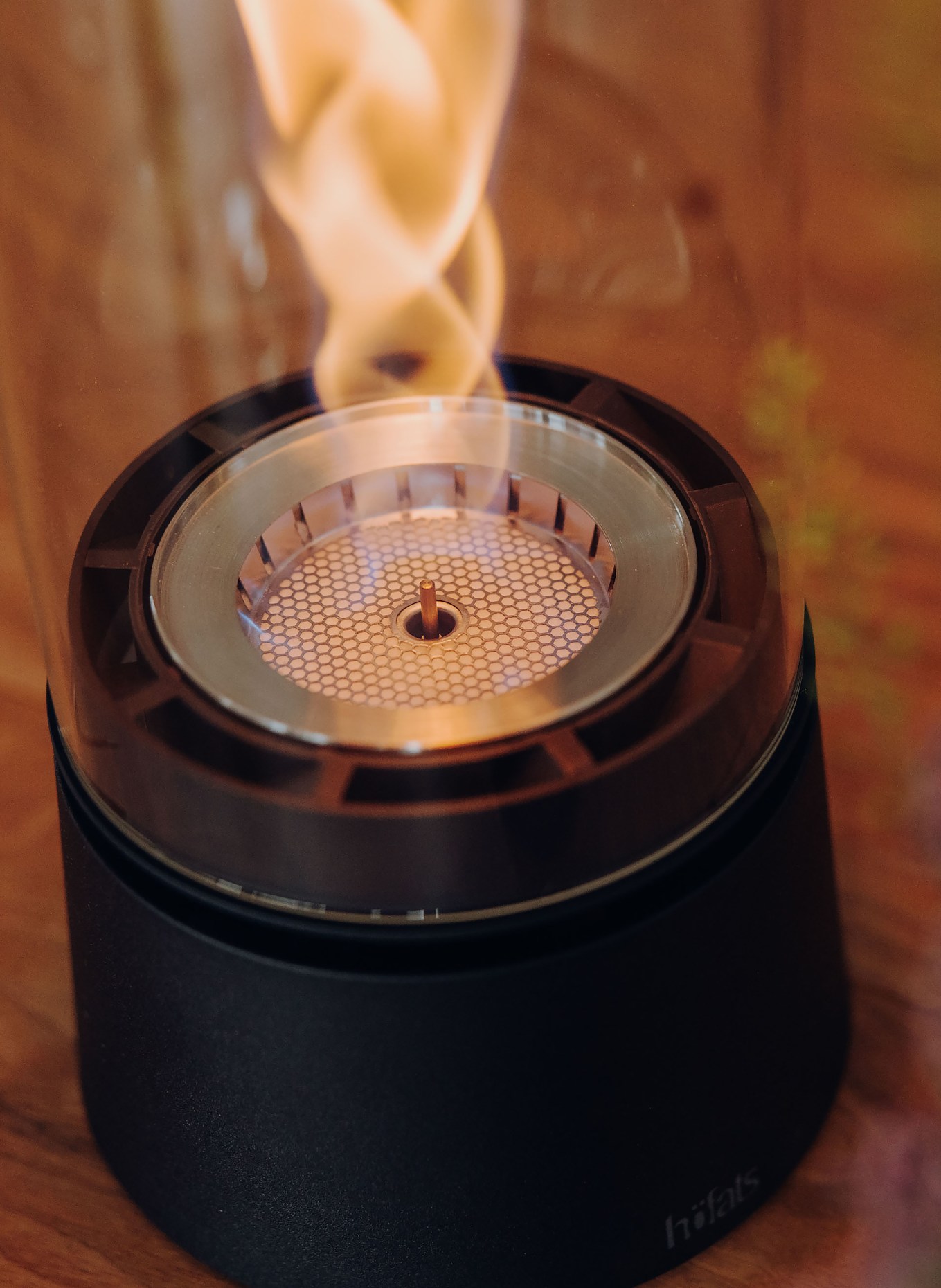 höfats SPIN AIR 1200 Tabletop Fireplace: WHITE / BLACK