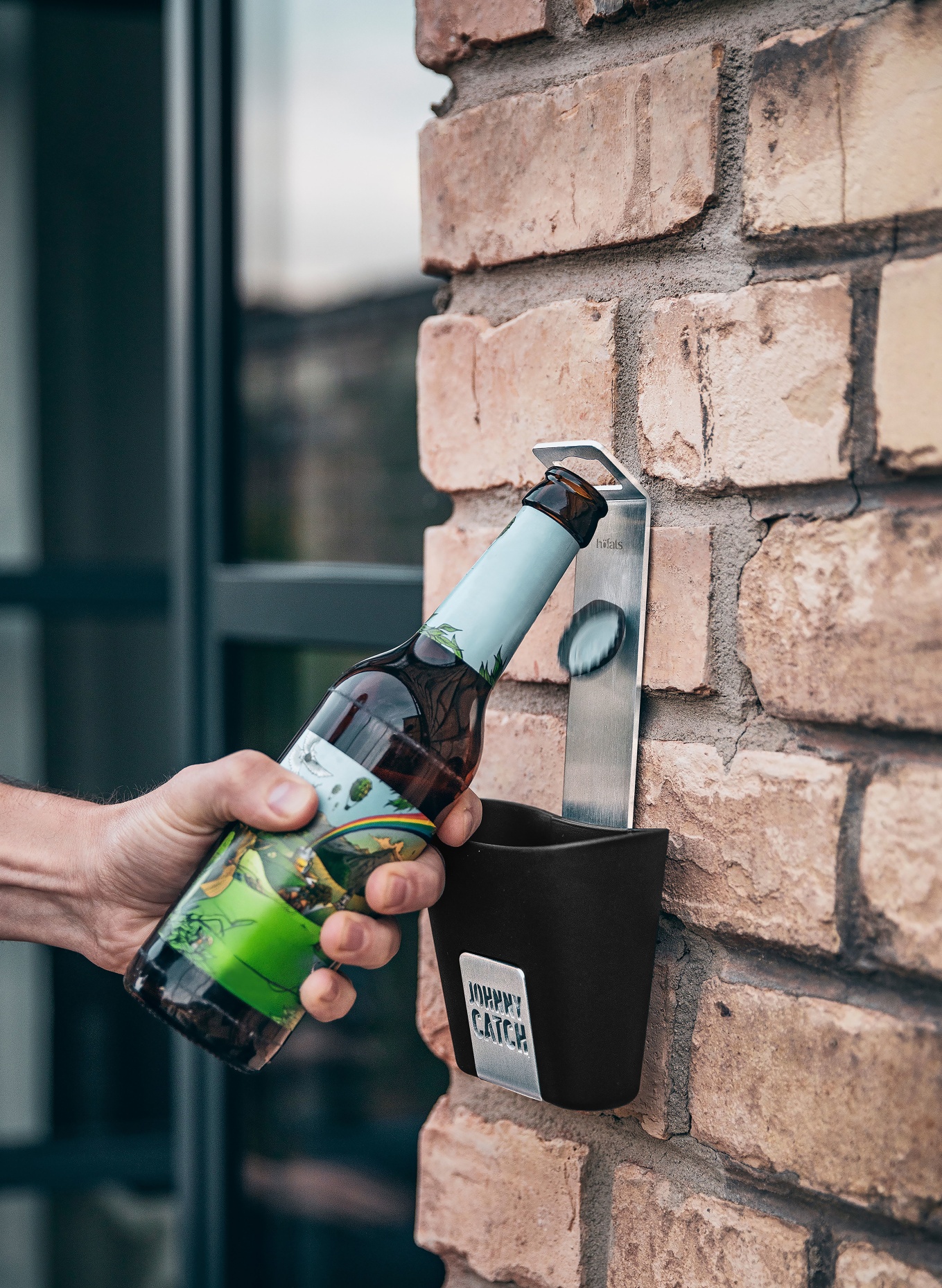 höfats Otvírák na láhve JOHNNY CATCH: STŘÍBRNÁ / ČERNÁ