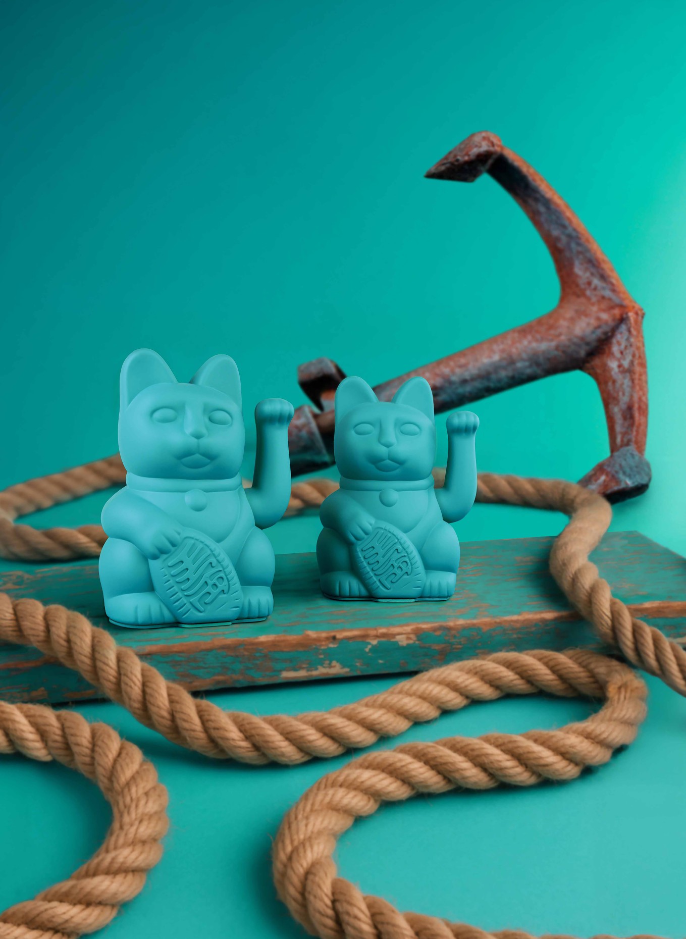 DONKEY LUCKY CAT Decorative Figurine: TURQUOISE