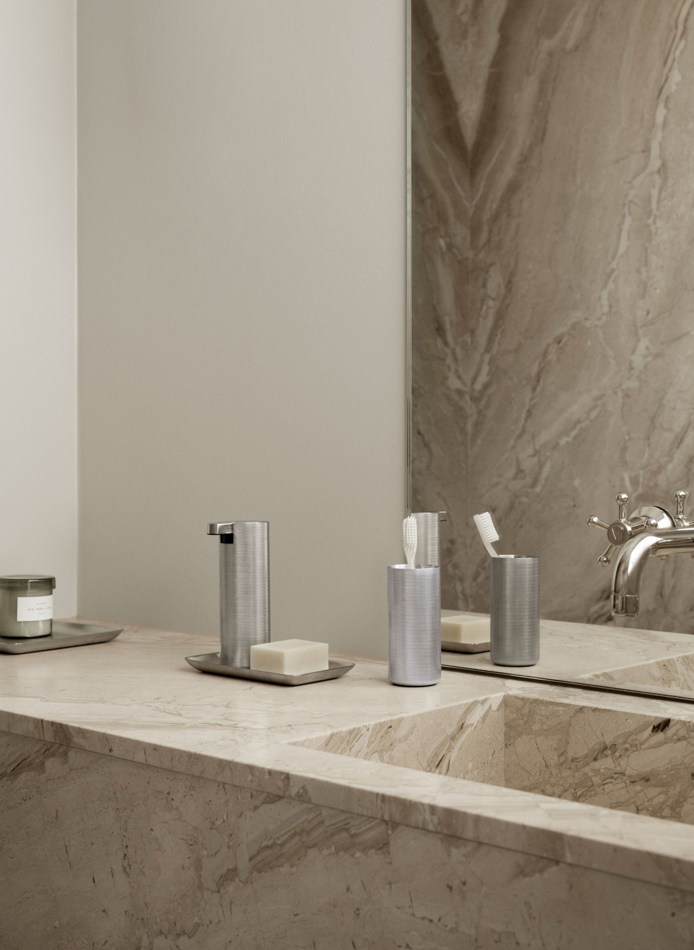 blomus Zahnputzbecher MODO: SILBER