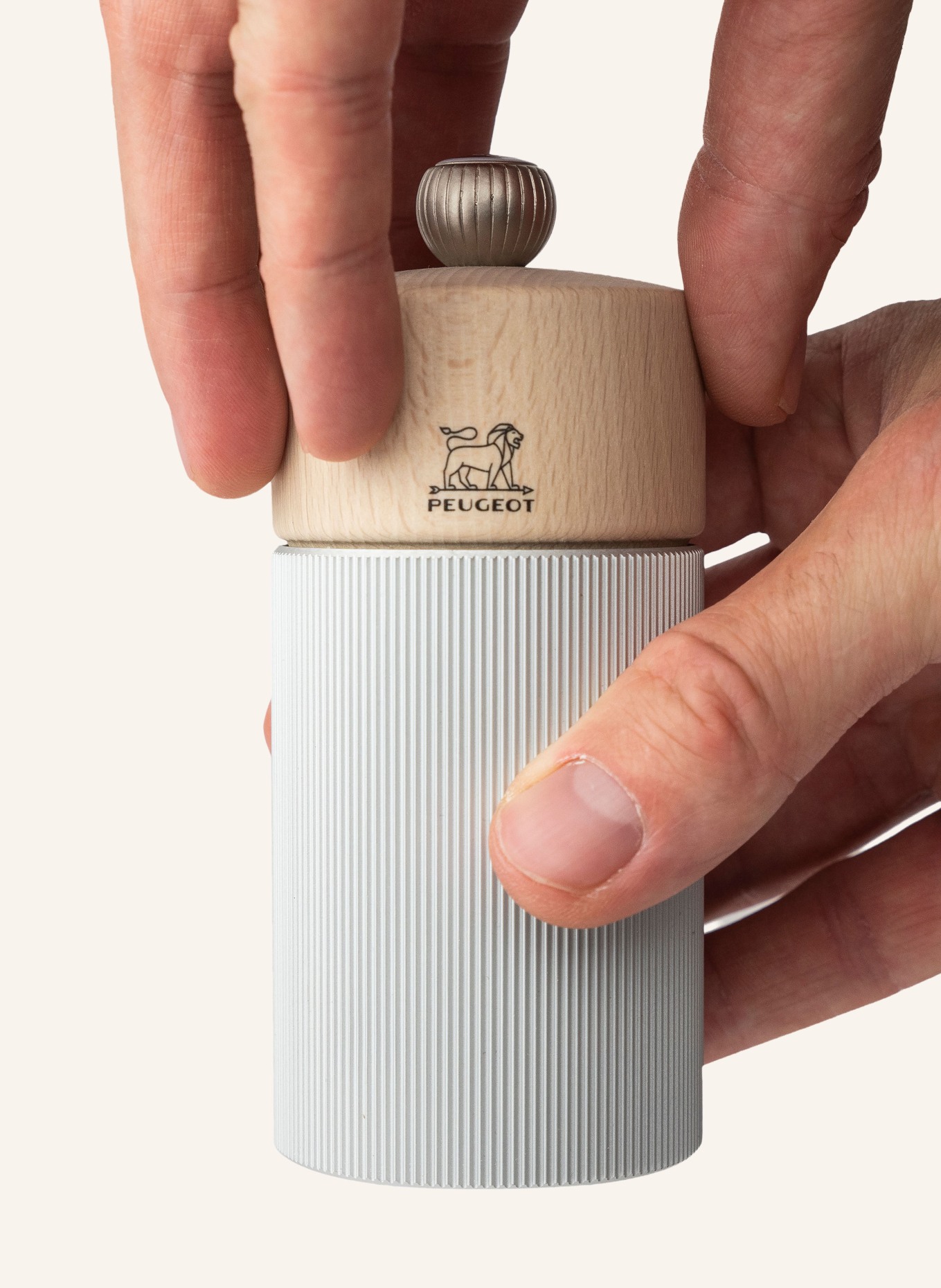 PEUGEOT Salzmühle LINE: HELLGRAU / HELLBRAUN