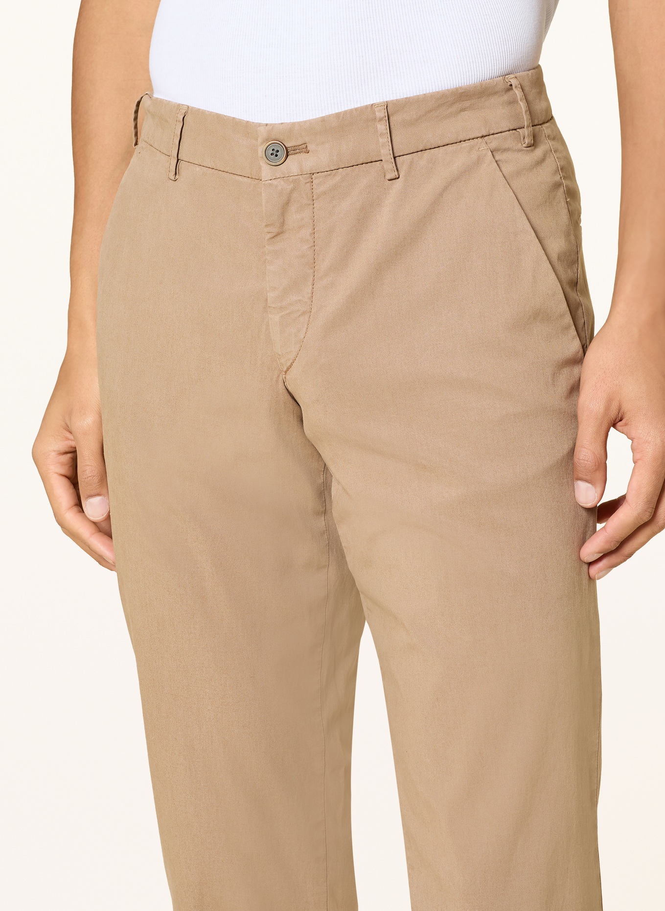 HILTL Chino TAURA Slim Fit: HELLBRAUN