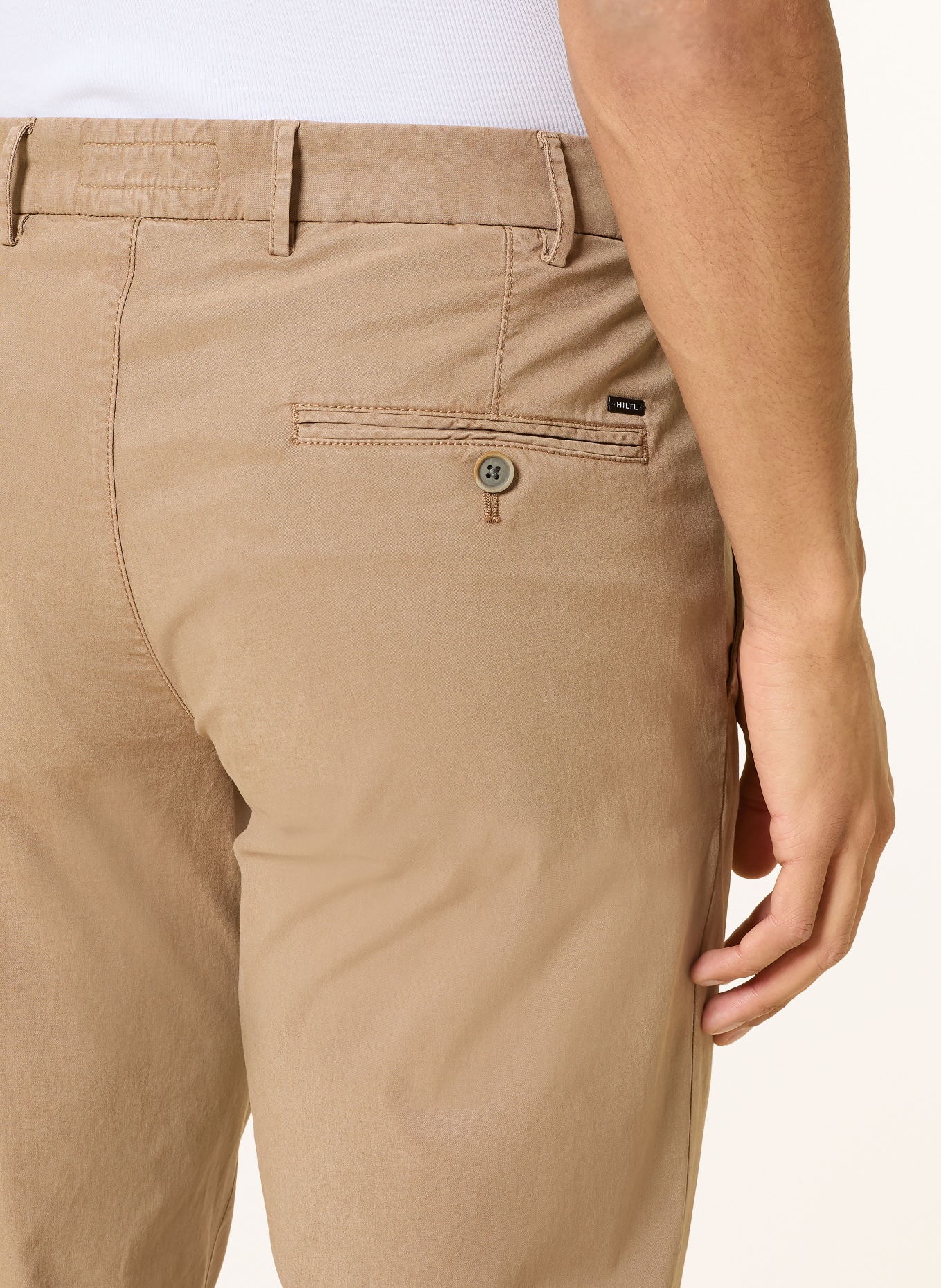 HILTL Chino TAURA Slim Fit: HELLBRAUN