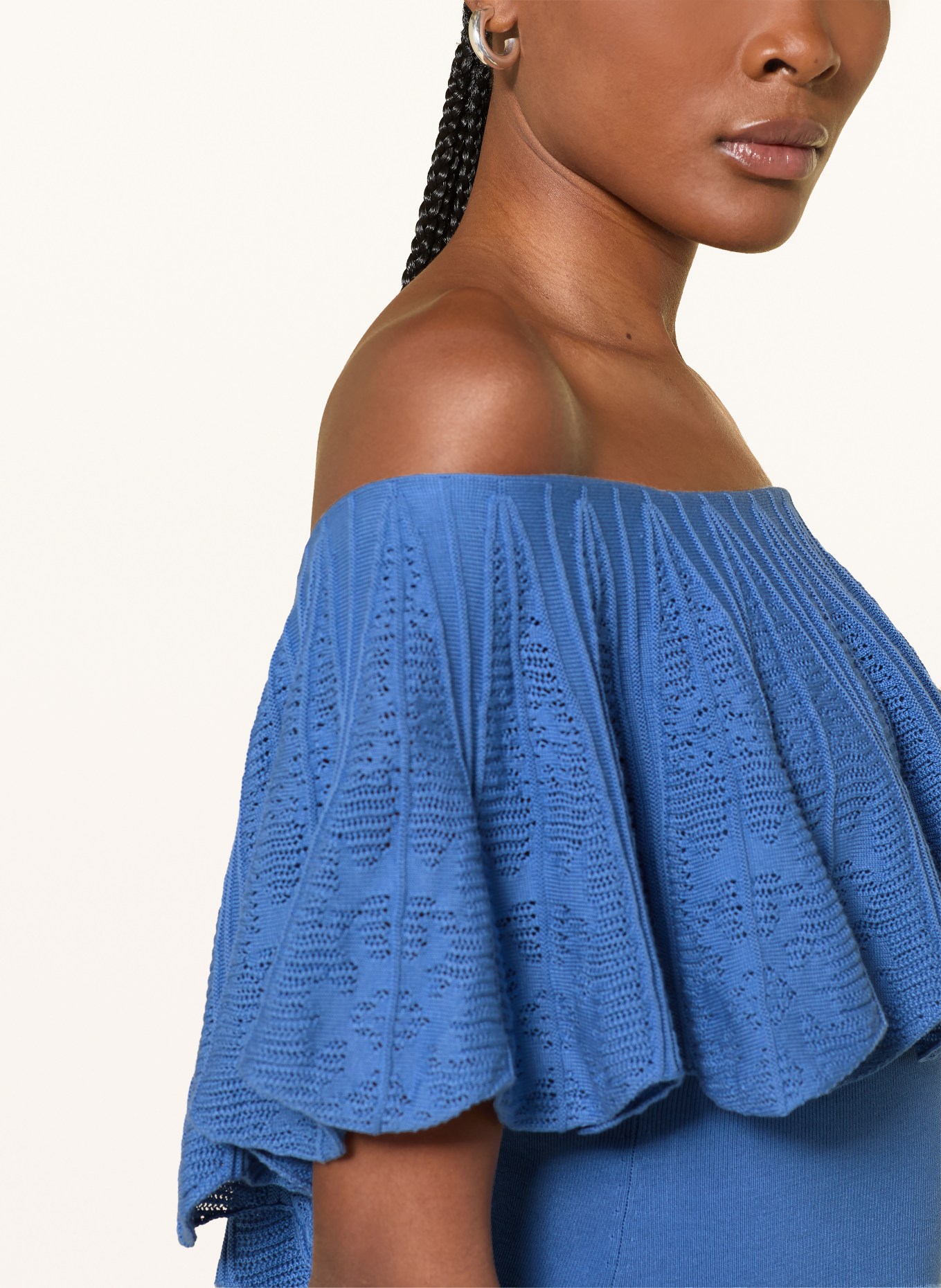 ba&sh Off-Shoulder-Stricktop SALDA mit Volants: BLAU