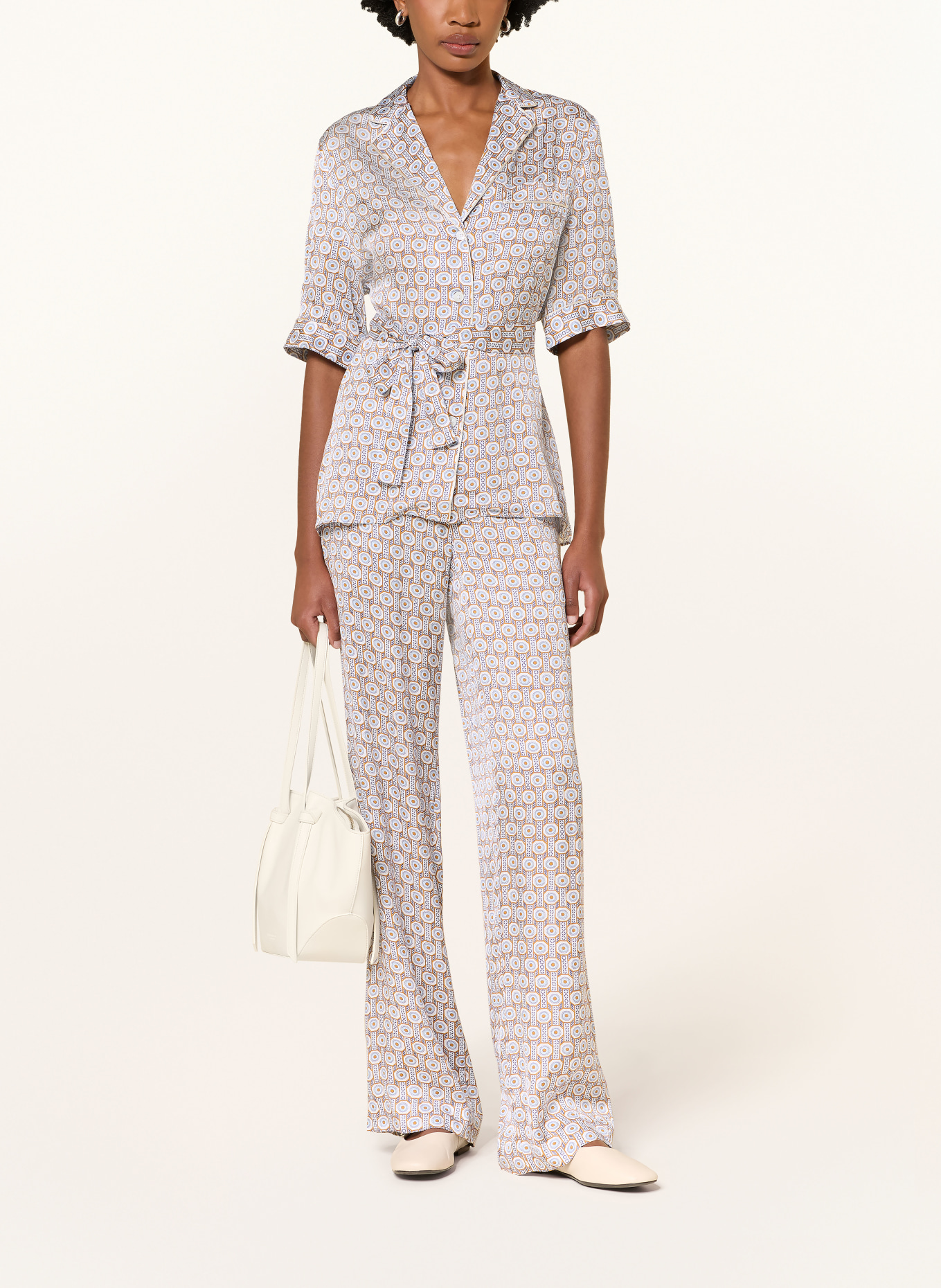 lilienfels Satinbluse: HELLBLAU / COGNAC / CREME