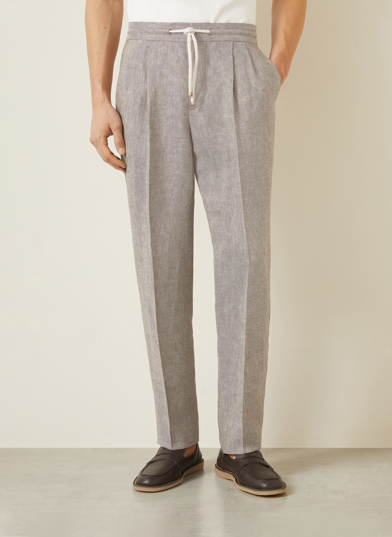 BRUNELLO CUCINELLI Regular-fit chinos with linen: BROWN