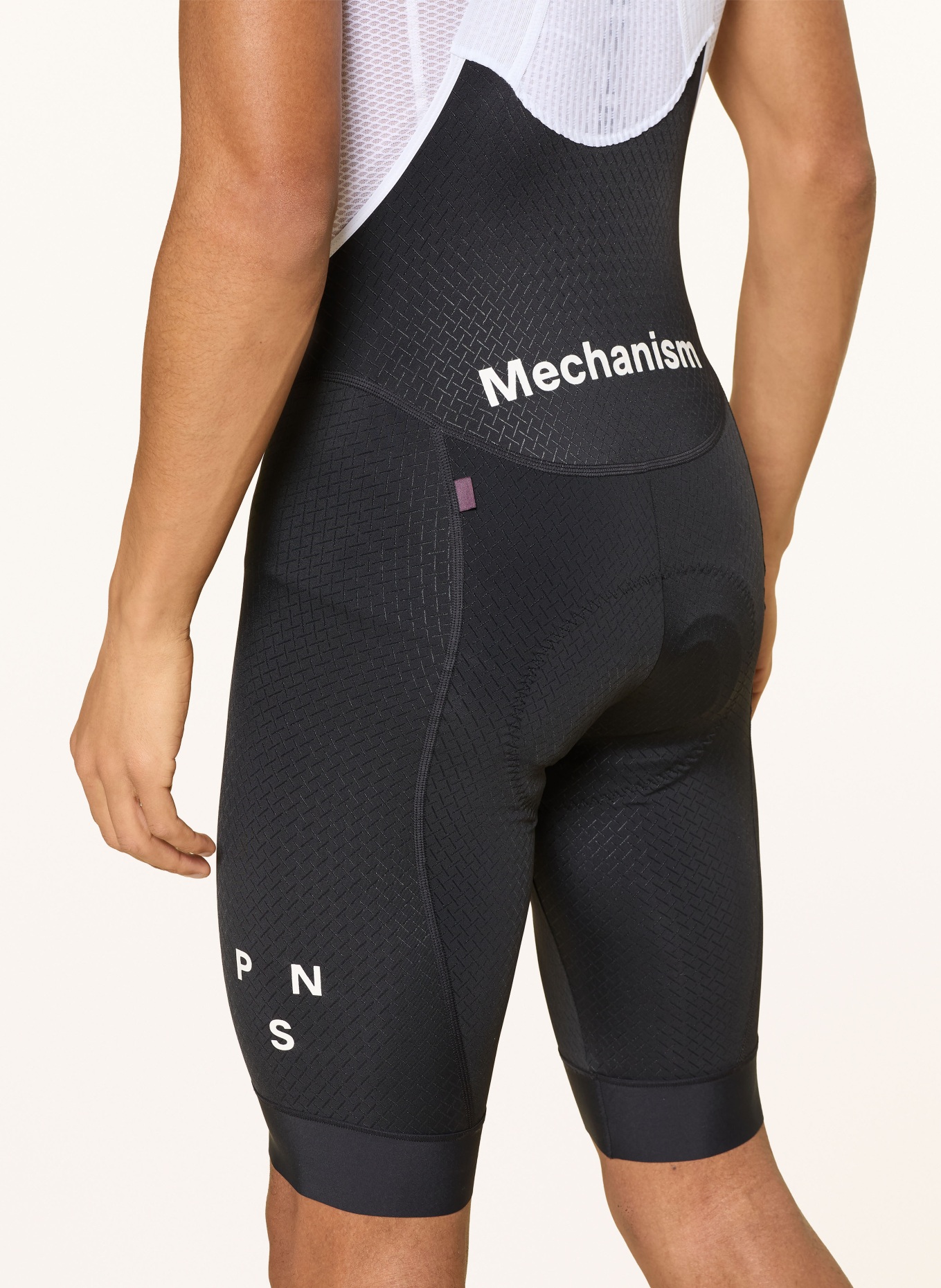PAS NORMAL STUDIOS Radhose MECHANISM BIBS mit Trägern und gepolstertem Einsatz: SCHWARZ / WEISS