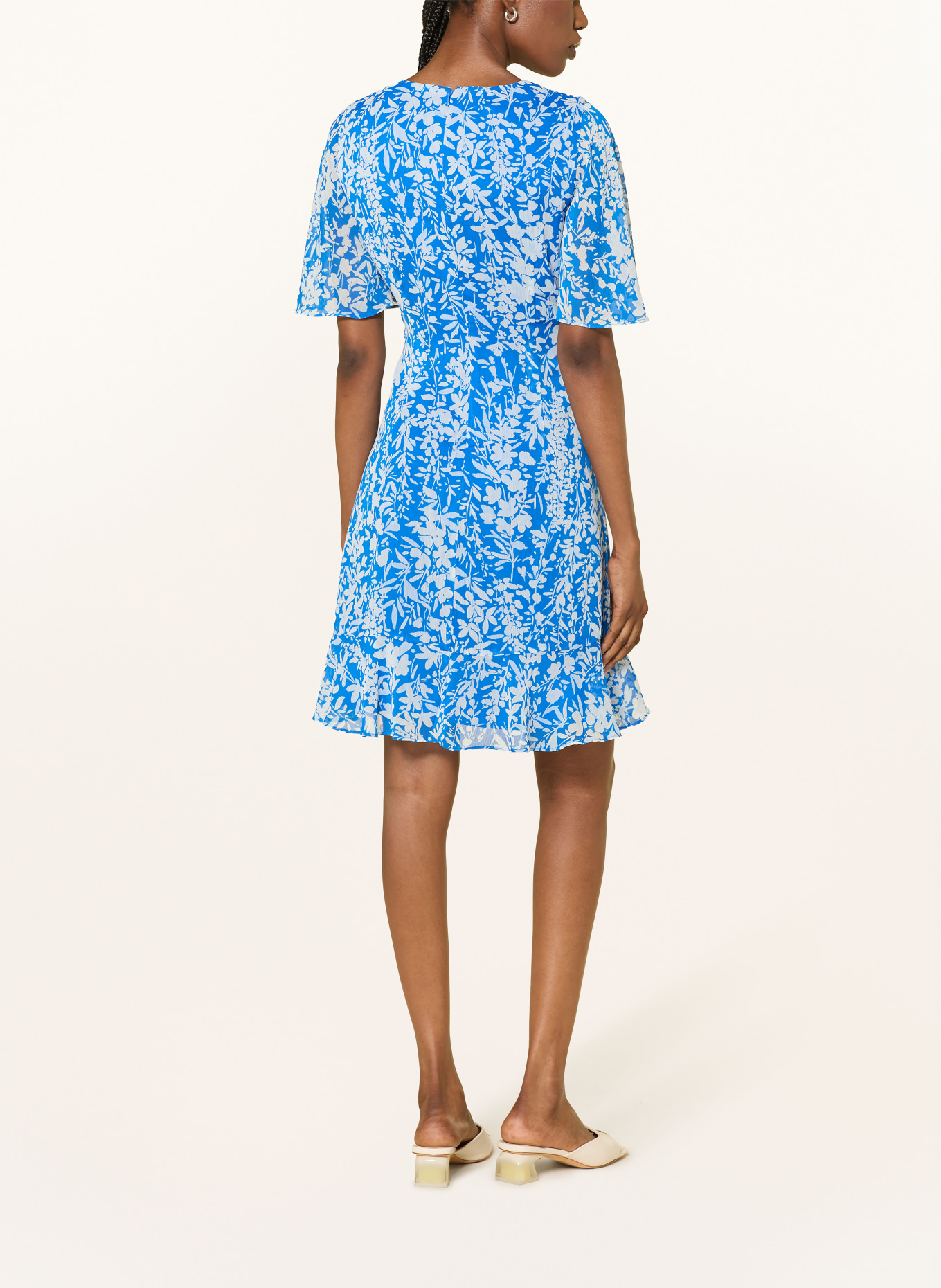 HOBBS Šaty IONA: MODRÁ / KRÉMOVÁ