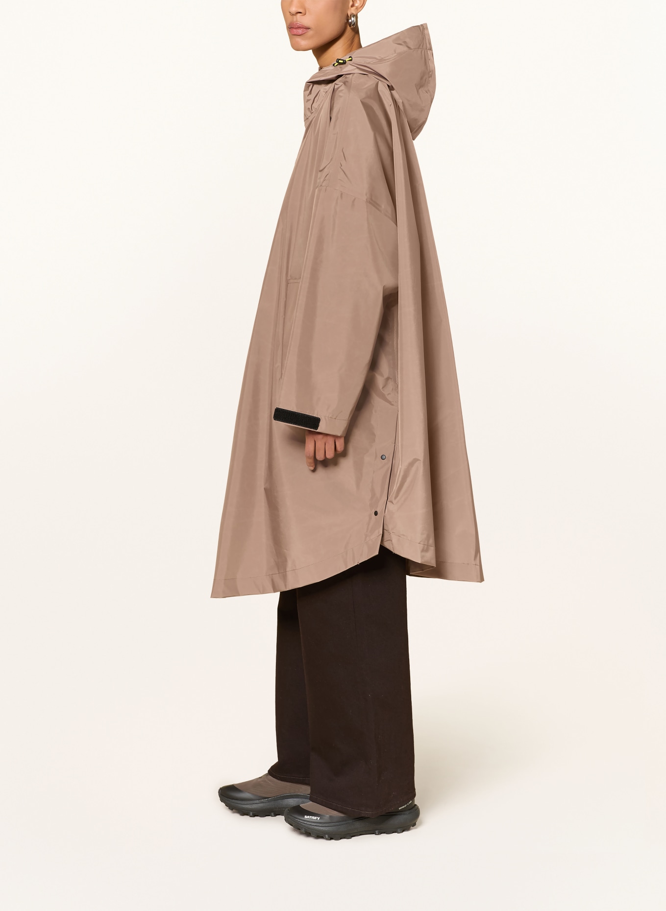 VIVI MARI Raincoat: TAUPE