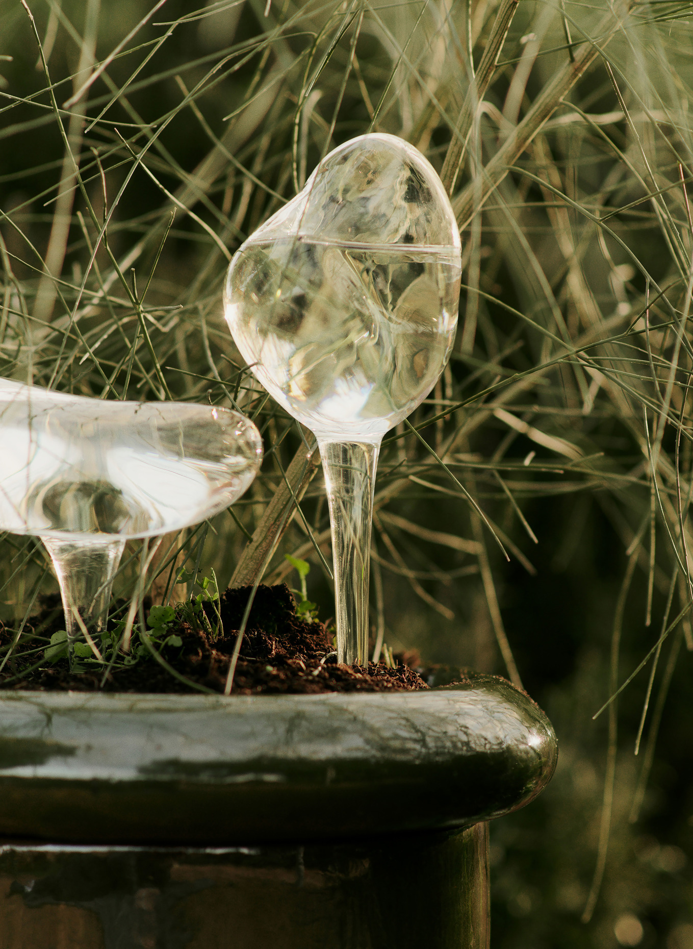 Ferm LIVING 2er-Set Bewässerungskugeln MERCURY: WEISS