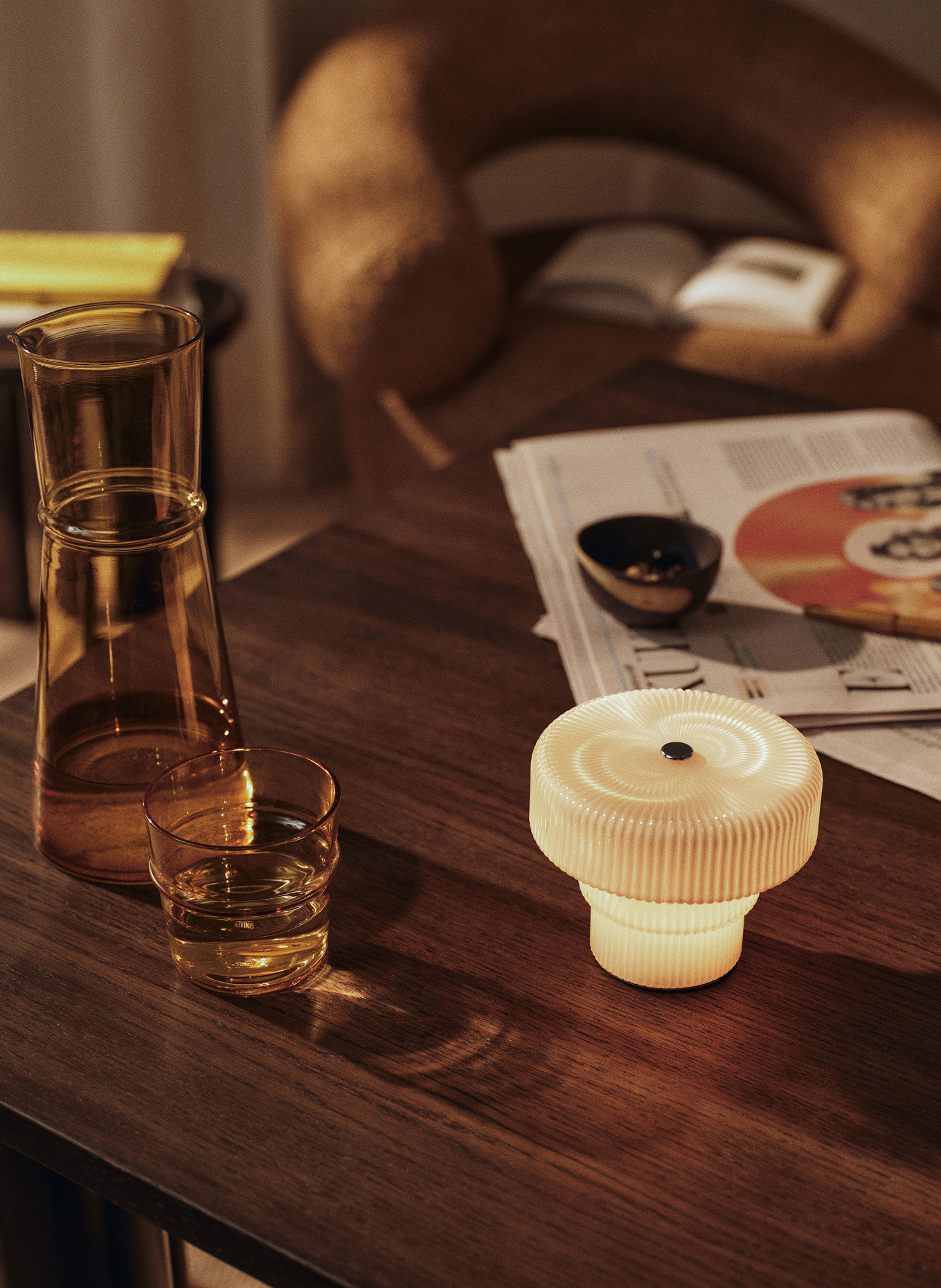 Ferm LIVING Tischleuchte RIPPLE: BEIGE