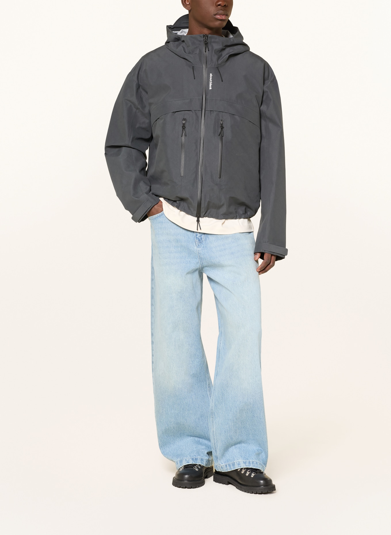 about:blank WATER REACTIVE functional jacket: DARK GRAY