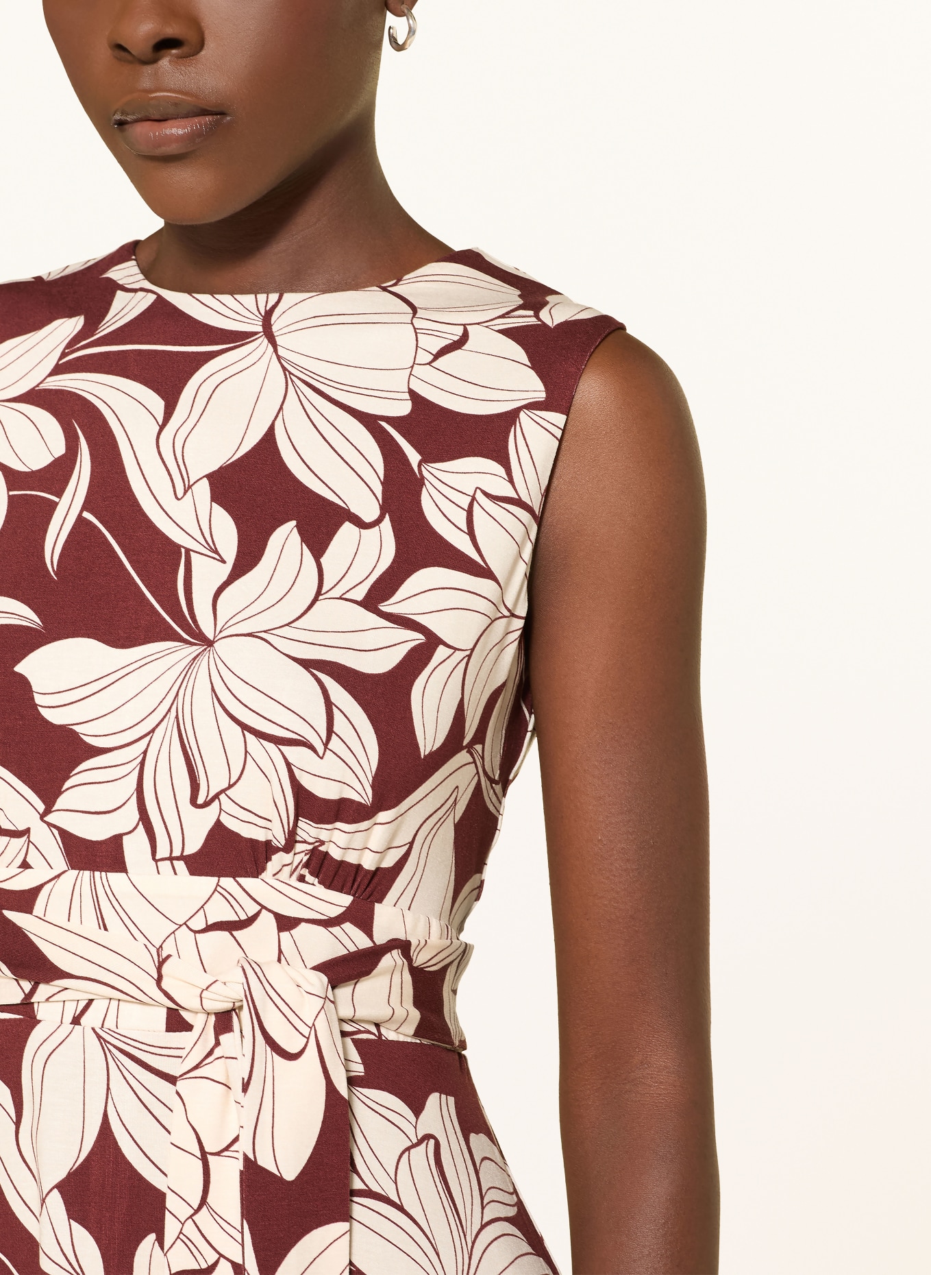 HOBBS Sukienka z dżerseju MARYLISE: BRĄZOWY / ECRU