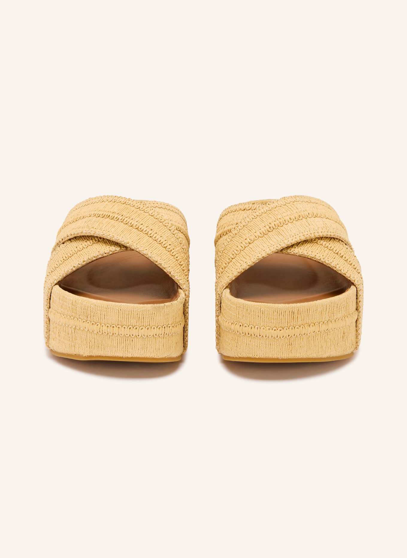 maje klapki na płaskiej podeszwie: CAMELOWY