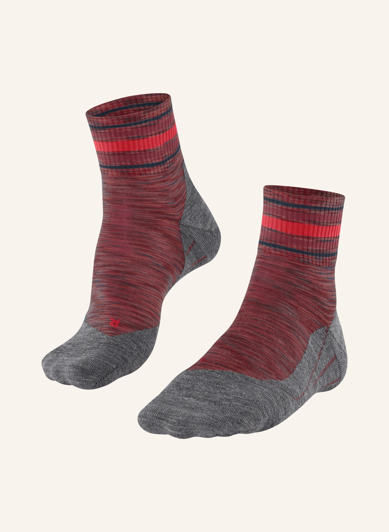 FALKE Trekking Socks TK5 WANDER SHORT: 8078 fuego-black