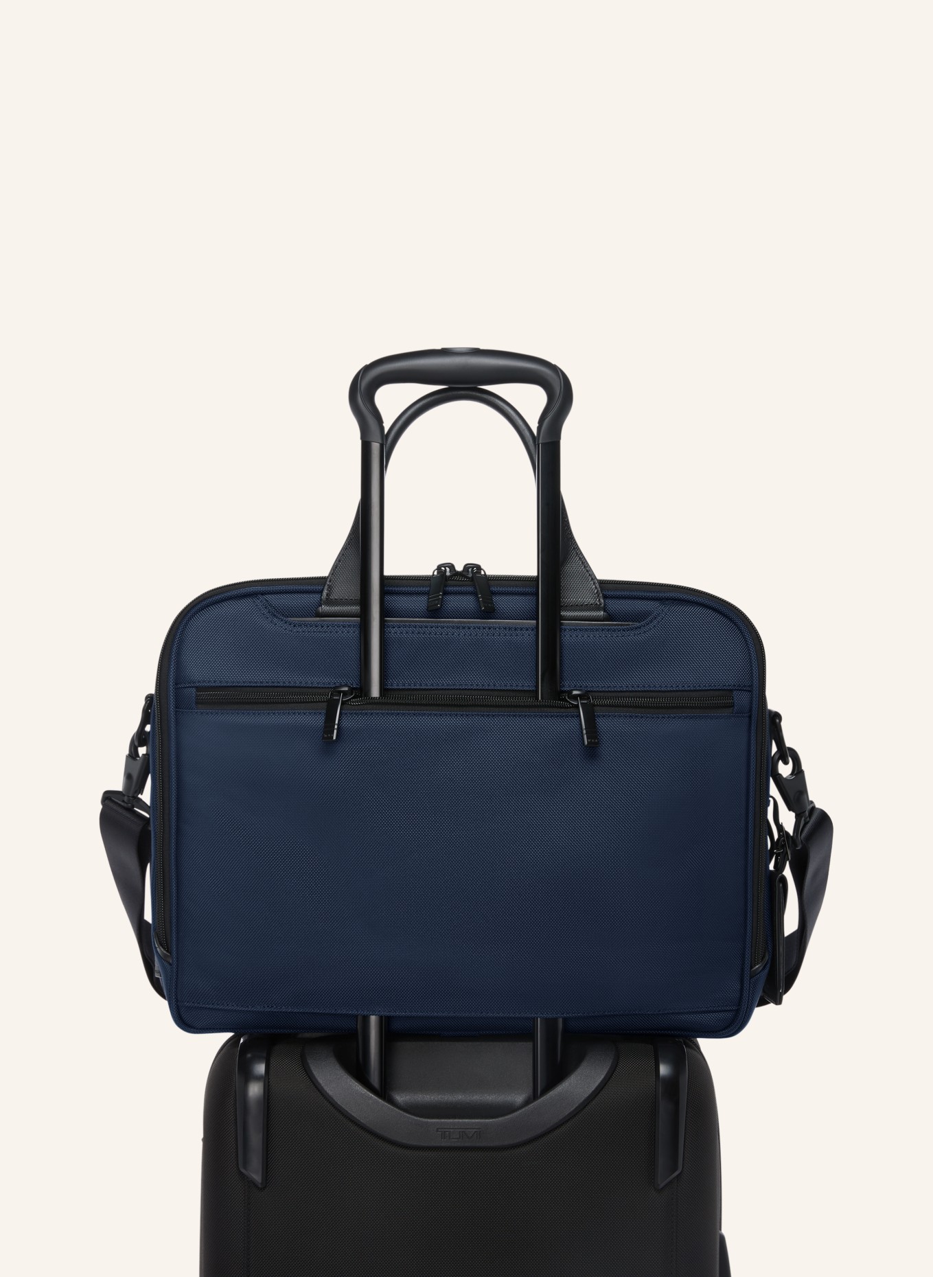 TUMI Teczka ALPHA MEDIUM EXPANDALE: GRANATOWY / SREBRNY