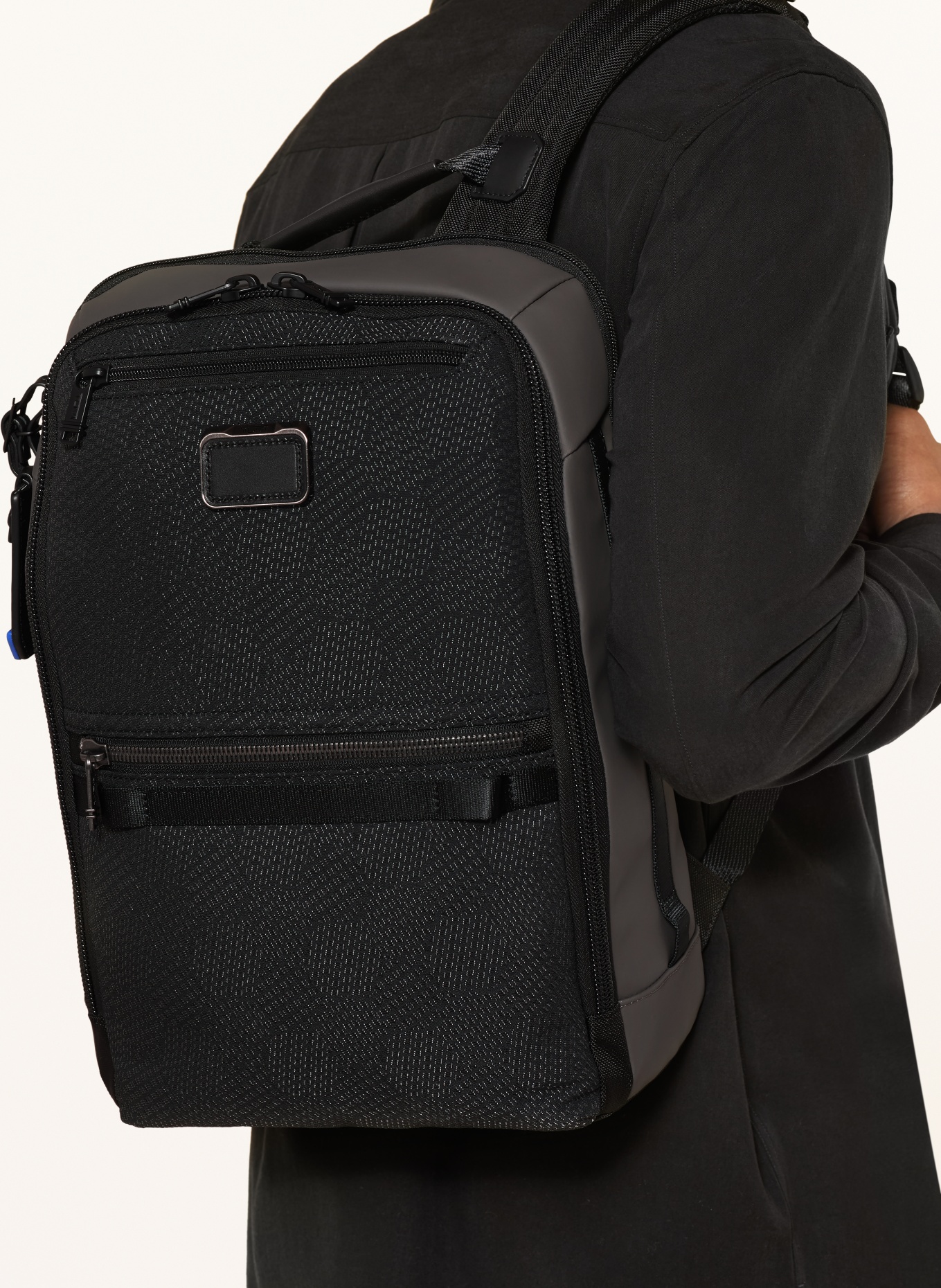 TUMI ALPHA BRAVO DYNAMIC Backpack with Laptop Compartment: BLACK / GRAY