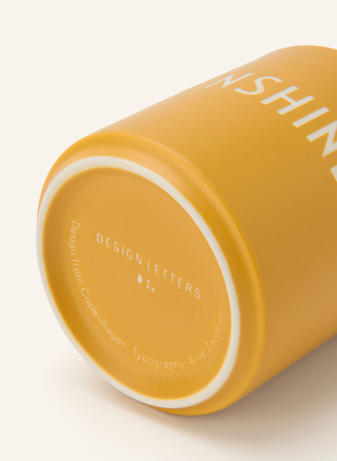 DESIGN LETTERS Becher: GELB / WEISS