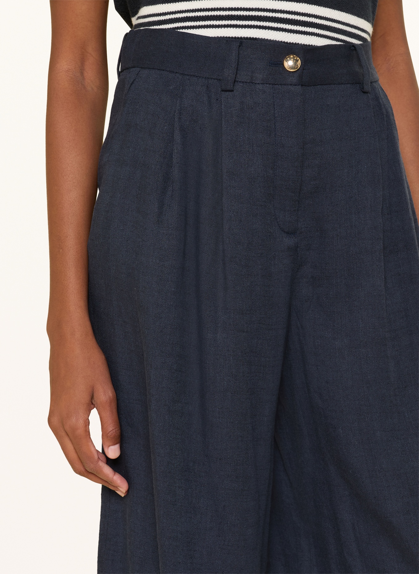 maje Bermudas mit Leinen: DUNKELBLAU