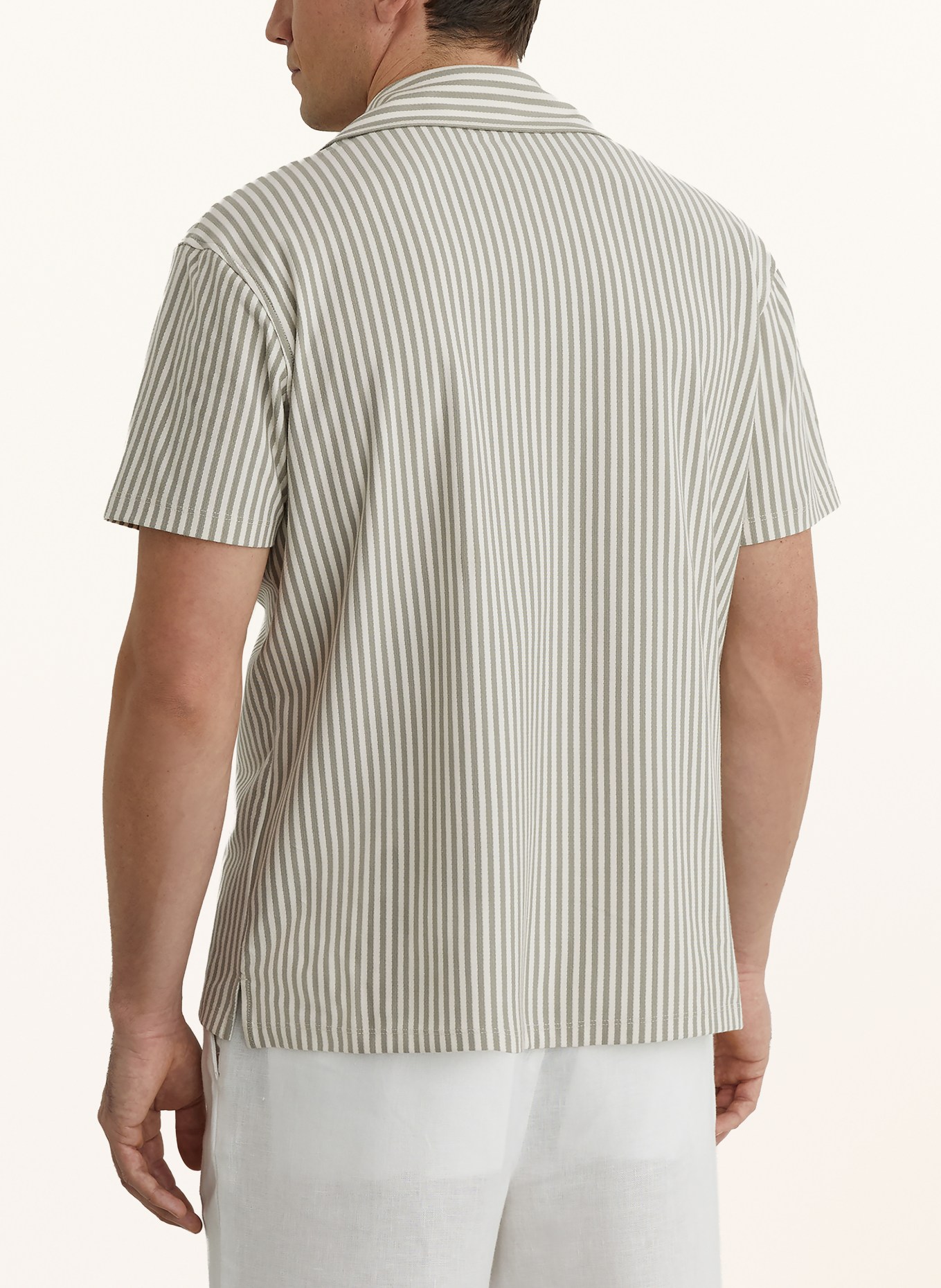 REISS Resorthemd AURELIA Comfort Fit: LICHTGROEN / WIT