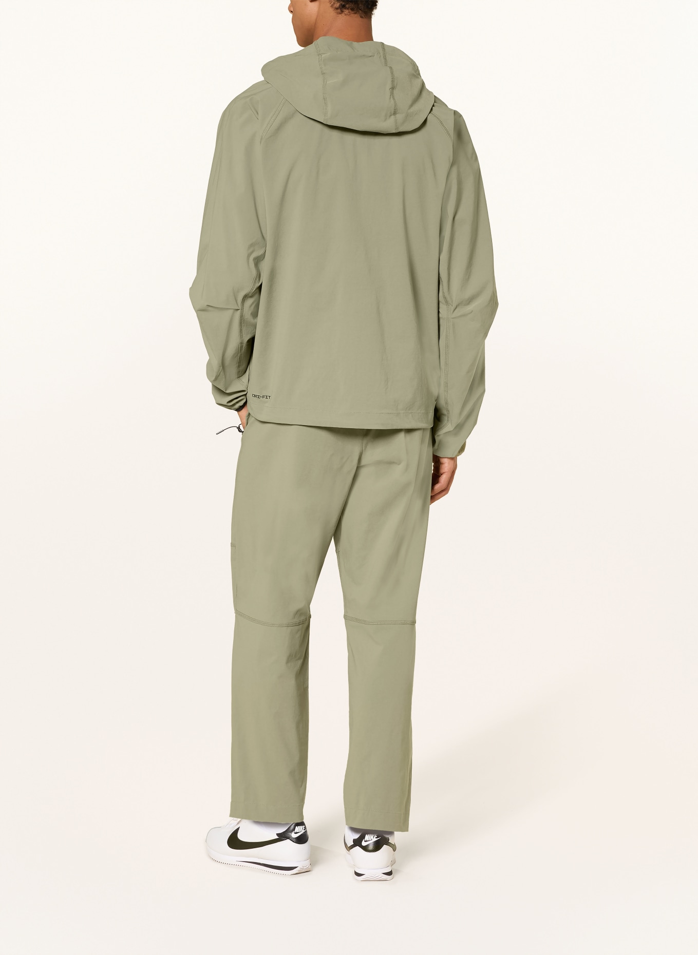 Nike Jacke TECH: OLIV / SCHWARZ