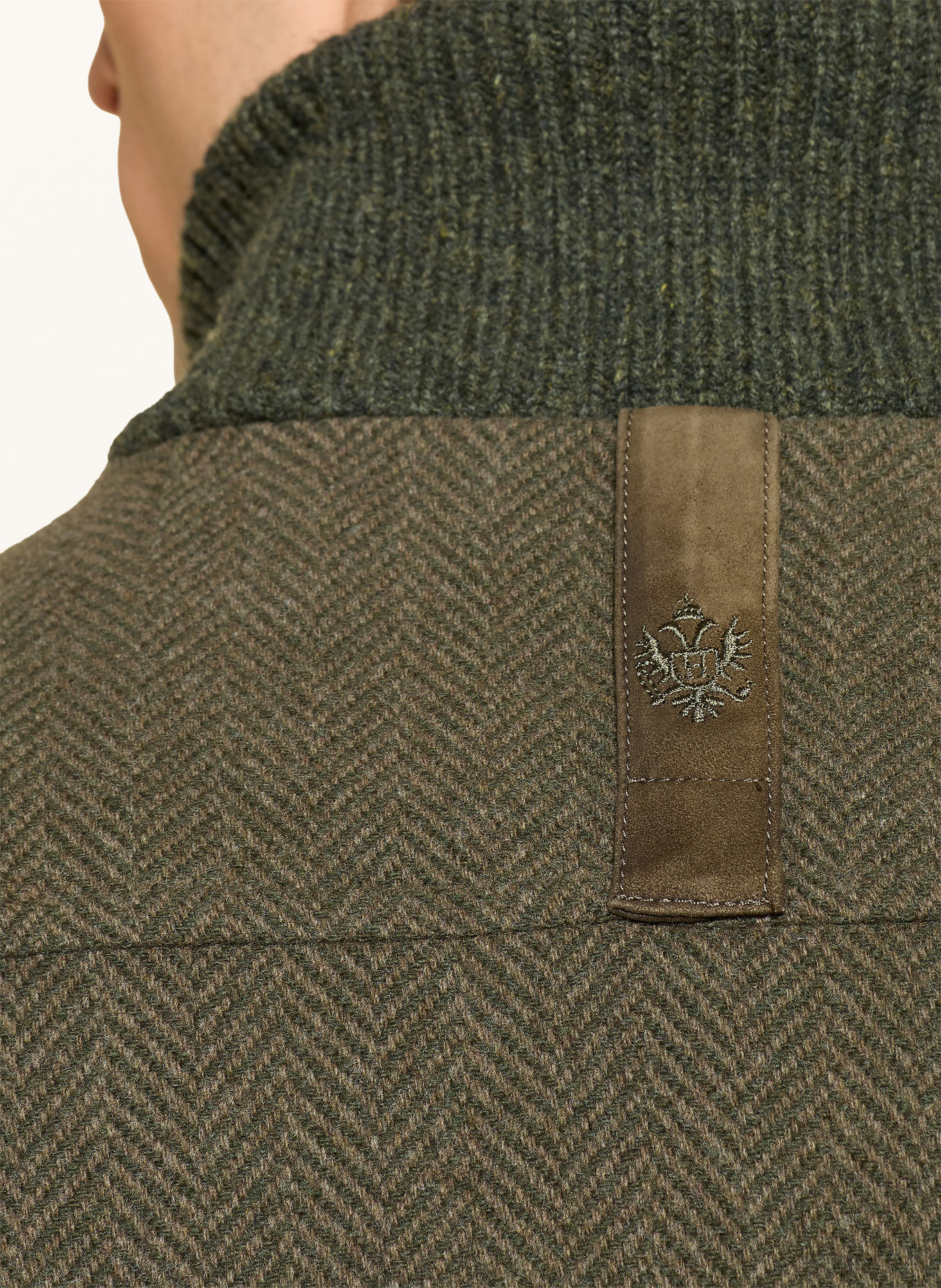 HABSBURG Fieldjacket HIRSCHENAU im Materialmix: OLIV
