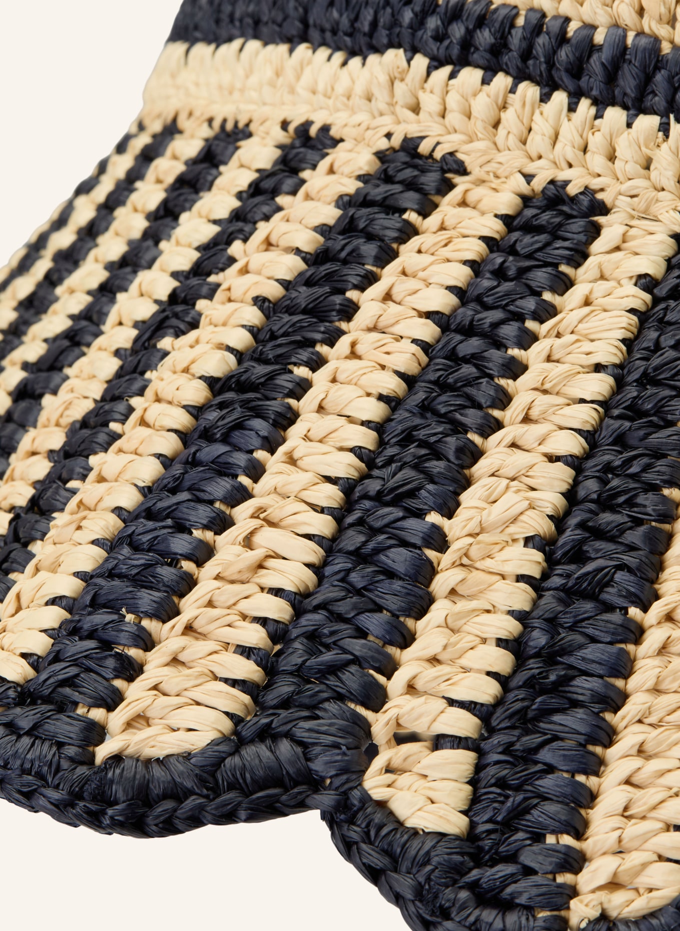 CLAUDIE PIERLOT Bucket Hat: BEIGE / SCHWARZ