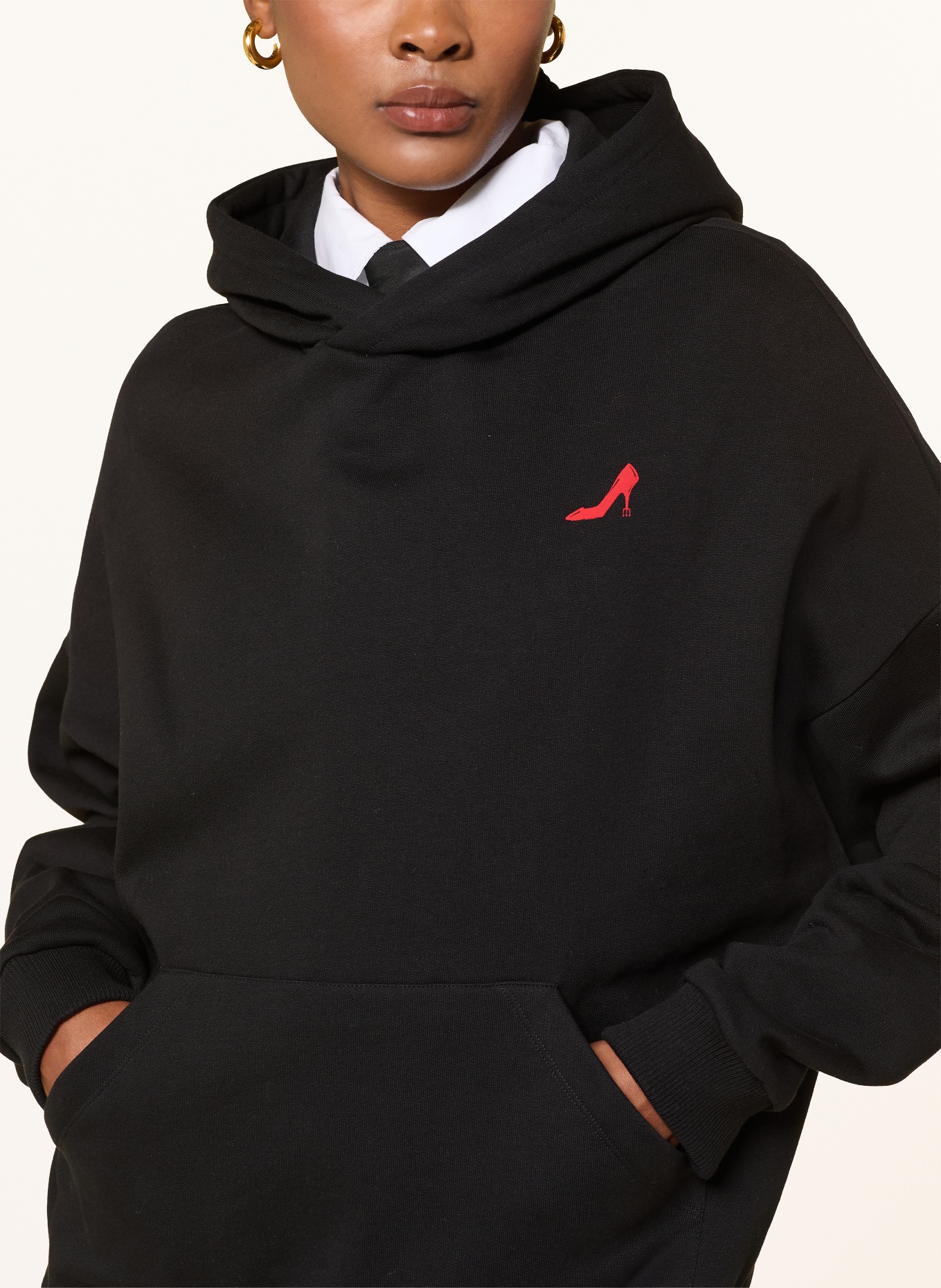 The Devil Wears Prada Oversized-Hoodie: SCHWARZ / ROT