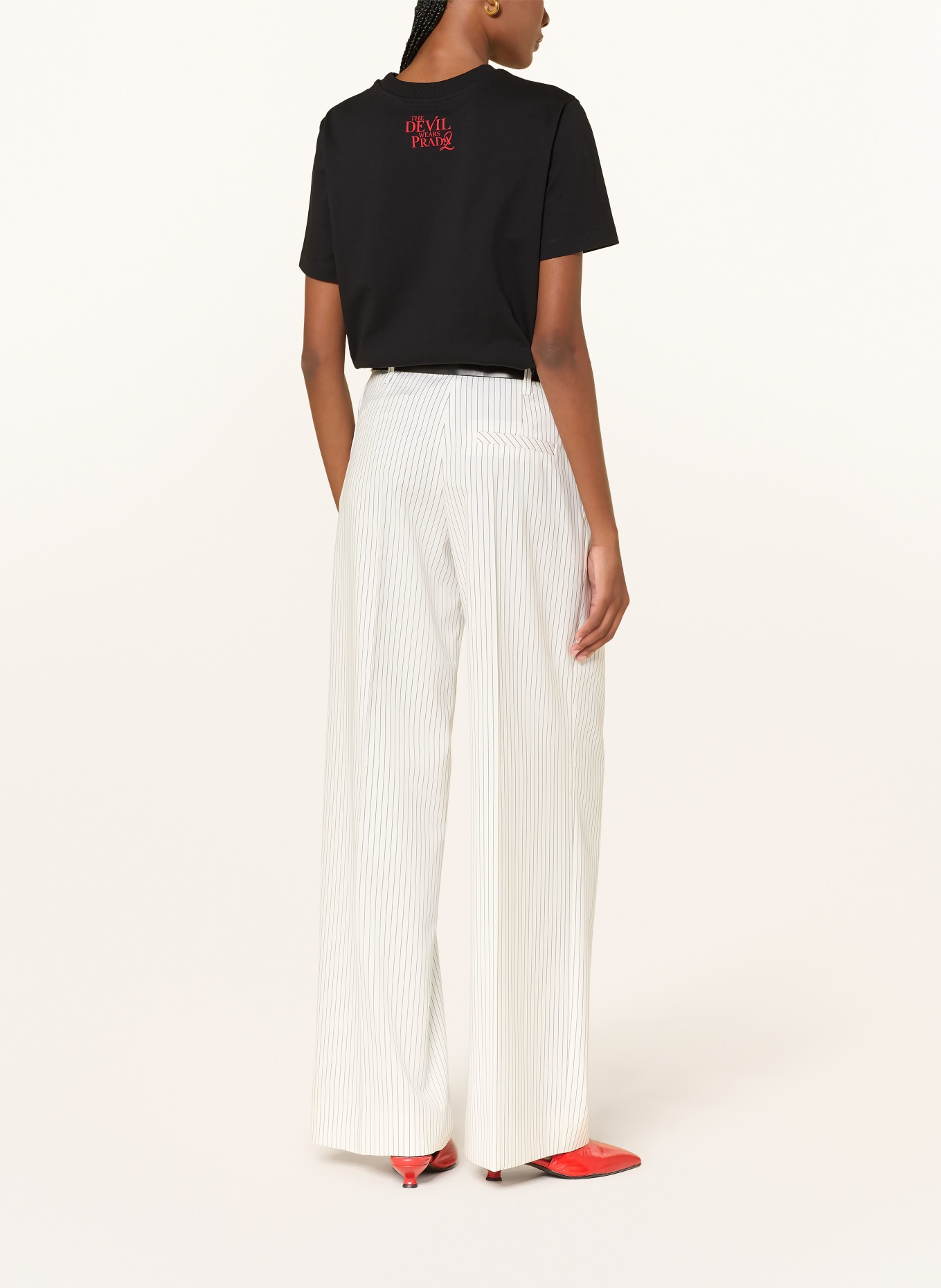 The Devil Wears Prada T-Shirt: SCHWARZ / ROT