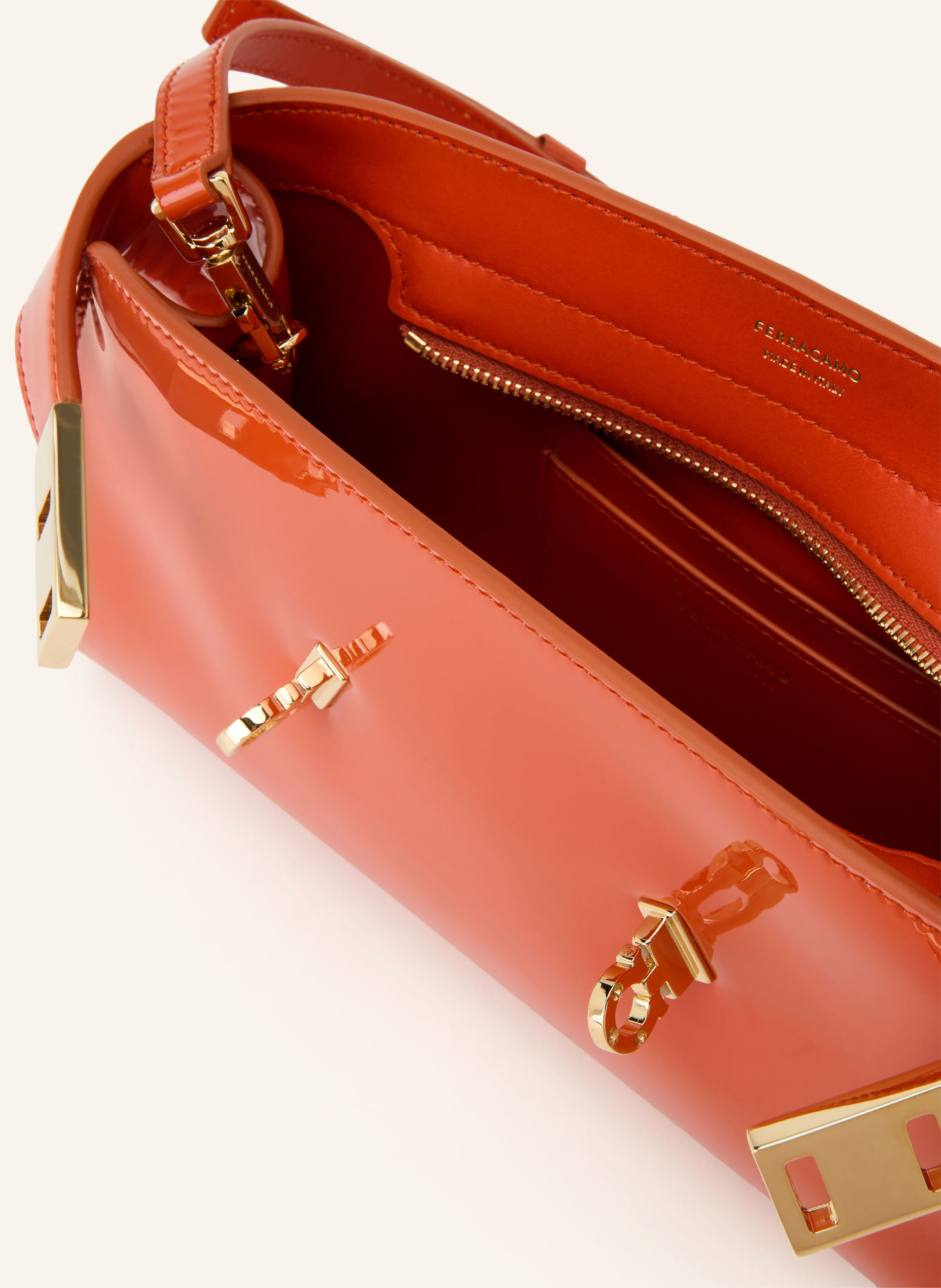 FERRAGAMO Schoudertas HUG: ORANJE / GOUD