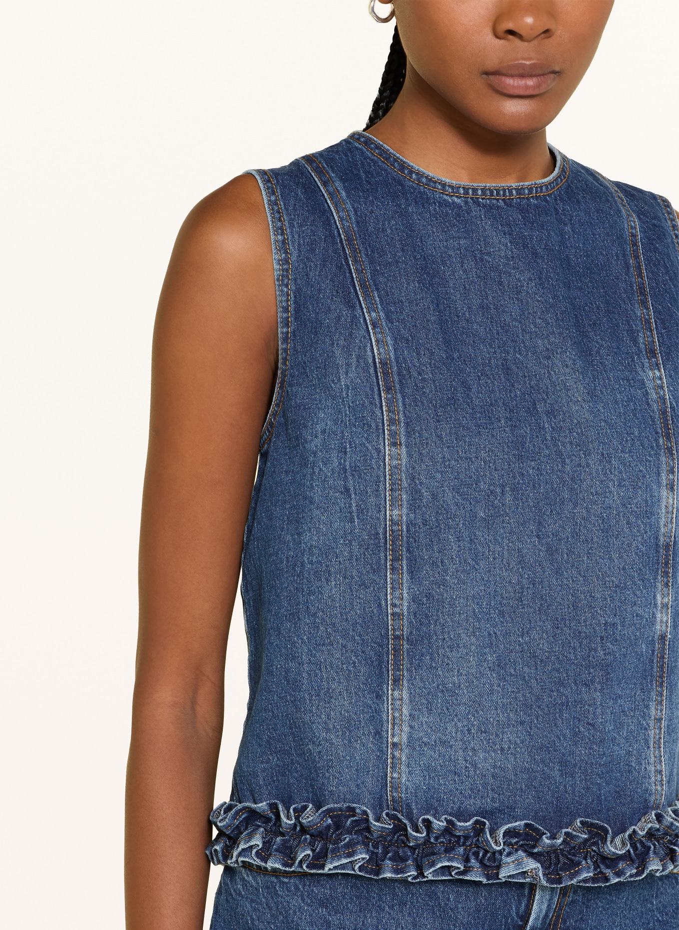 BAUM UND PFERDGARTEN Jeanstop MADIE met ruches: DONKERBLAUW