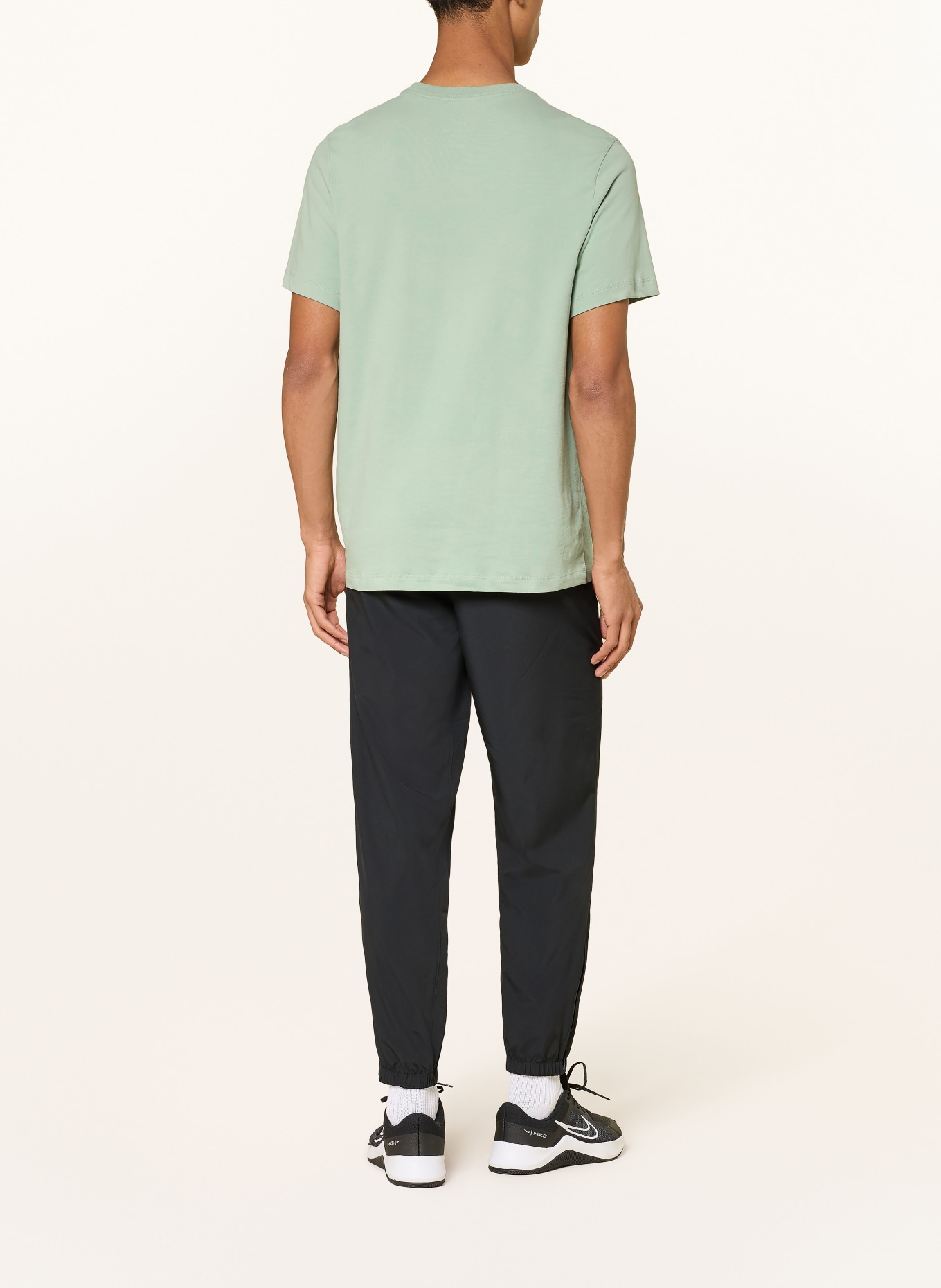 Nike T-shirt: LICHTGROEN