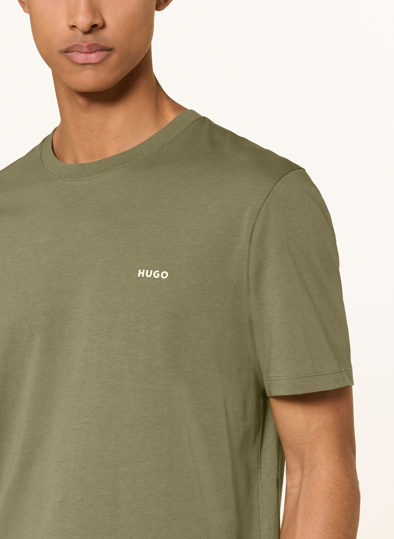 HUGO T-Shirt DERO: OLIV