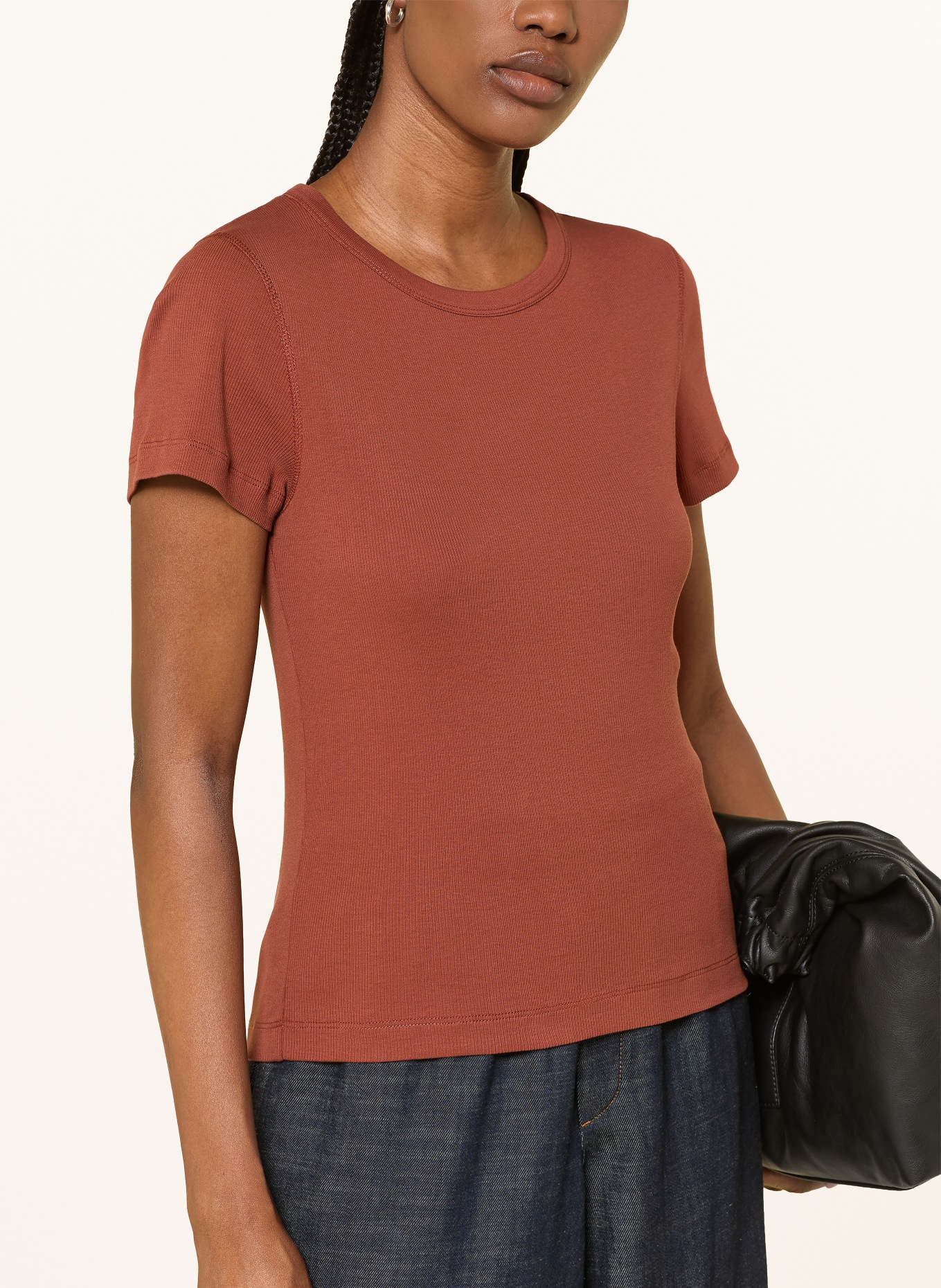 DRYKORN T-shirt KOALE: BRUIN
