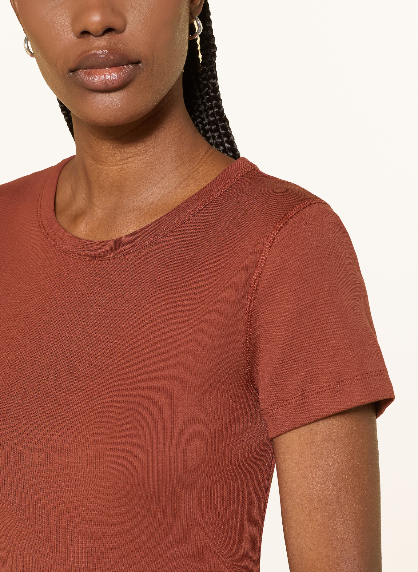 DRYKORN T-shirt KOALE: BRUIN