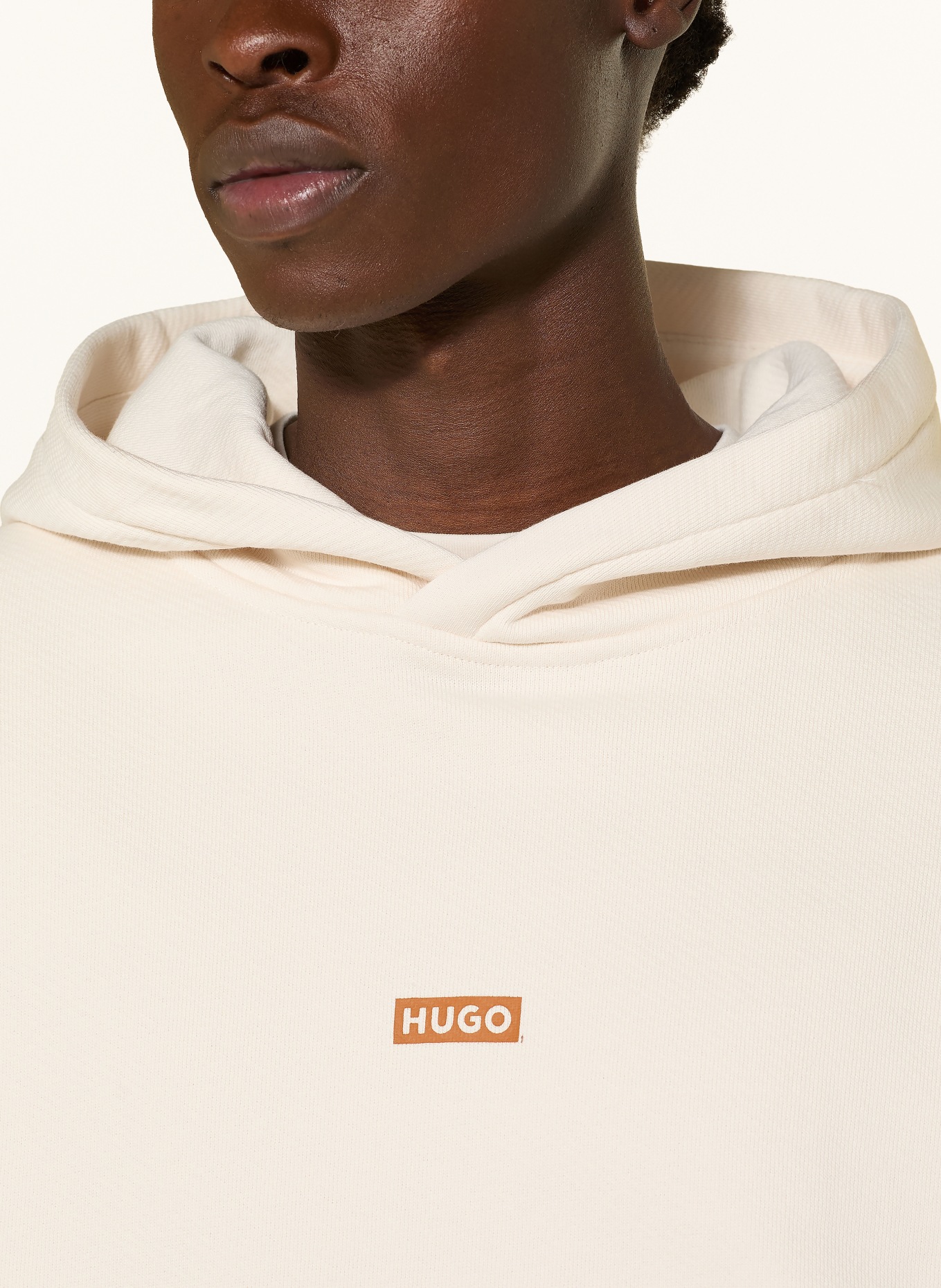 HUGO Hoodie NAZARDO: ECRU