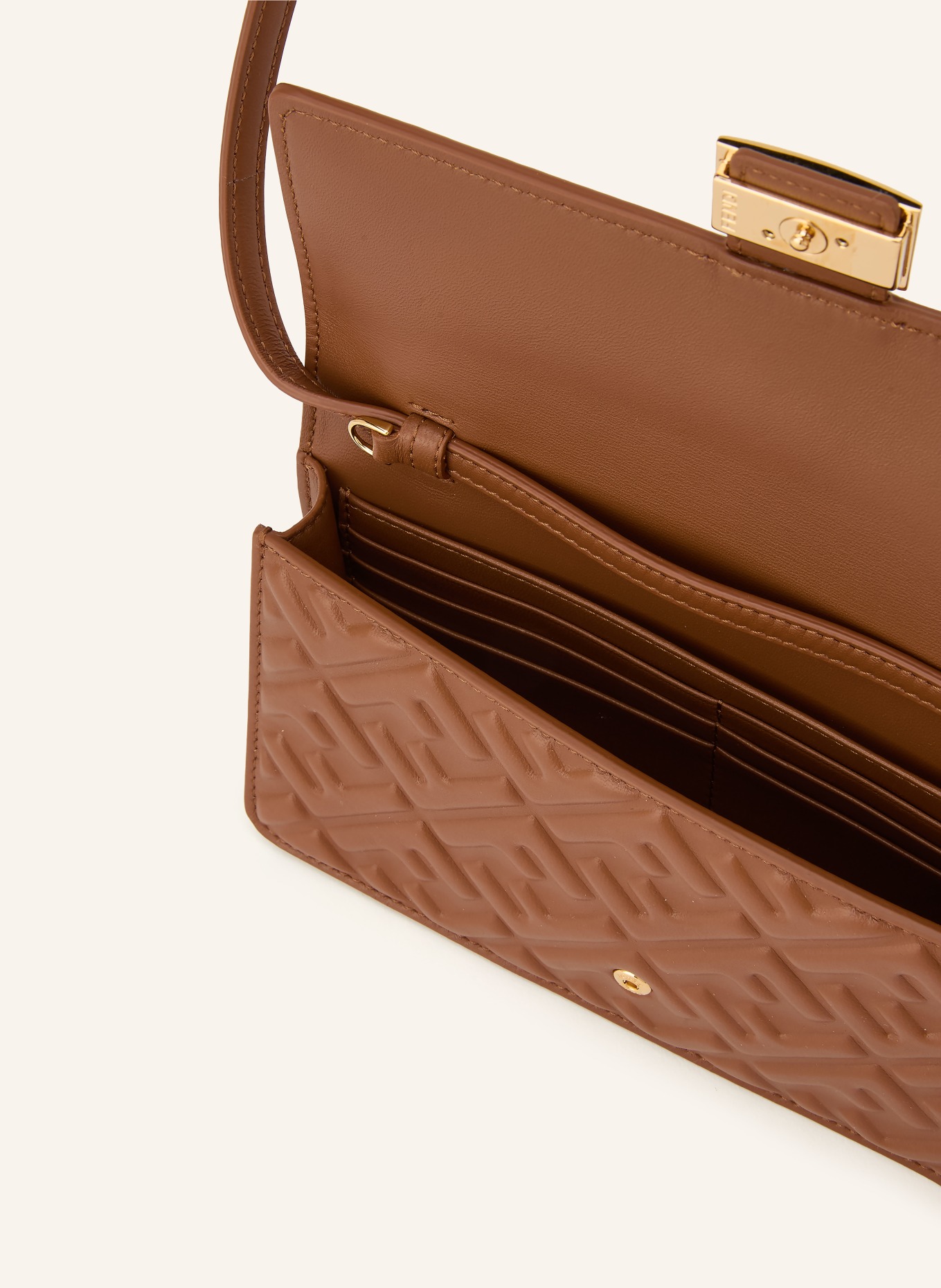 FENDI Wallet on Chain BAGUETTE: COGNAC / GOLD