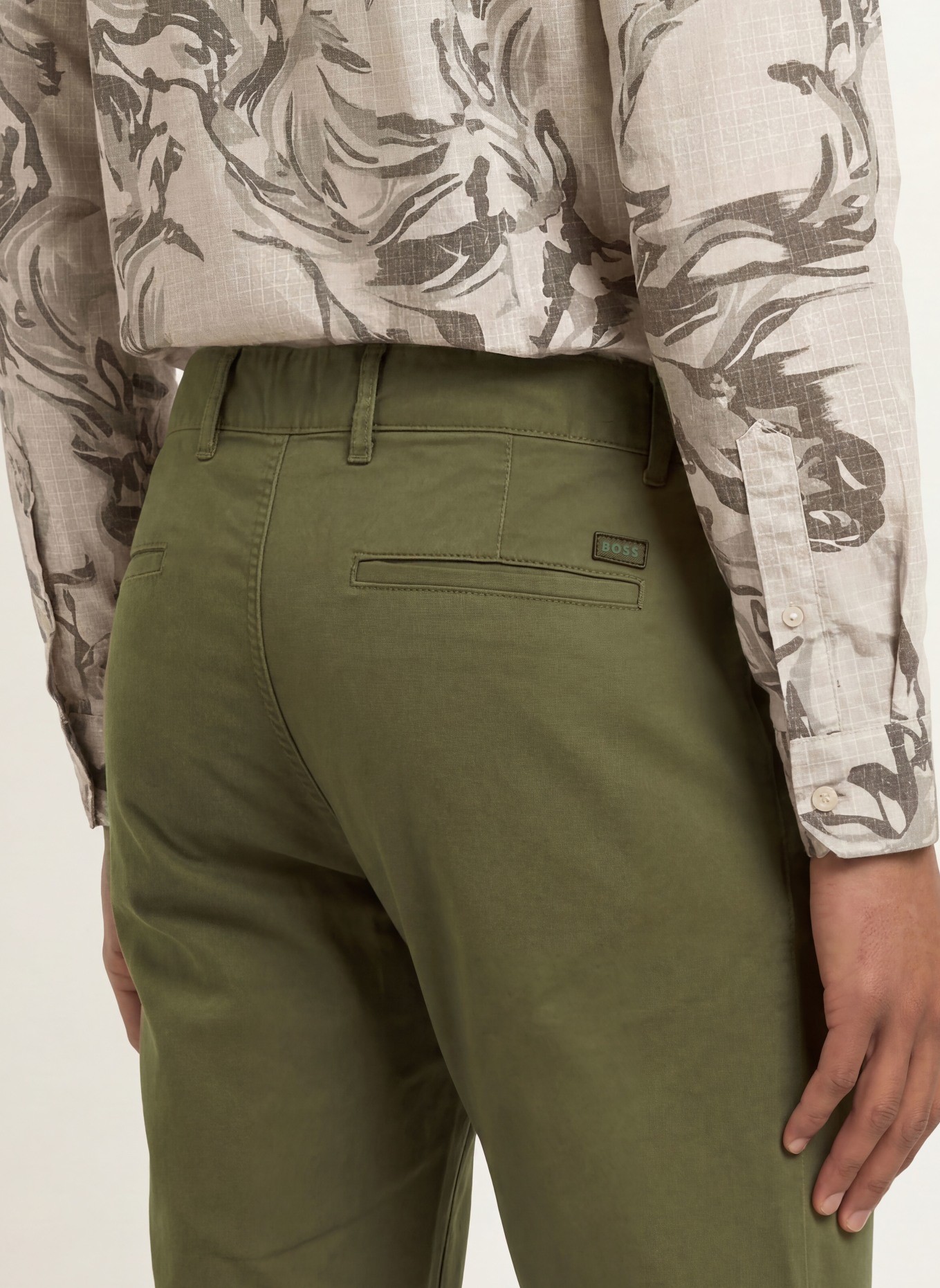 BOSS Chinosy CHINO slim fit: OLIWKOWY