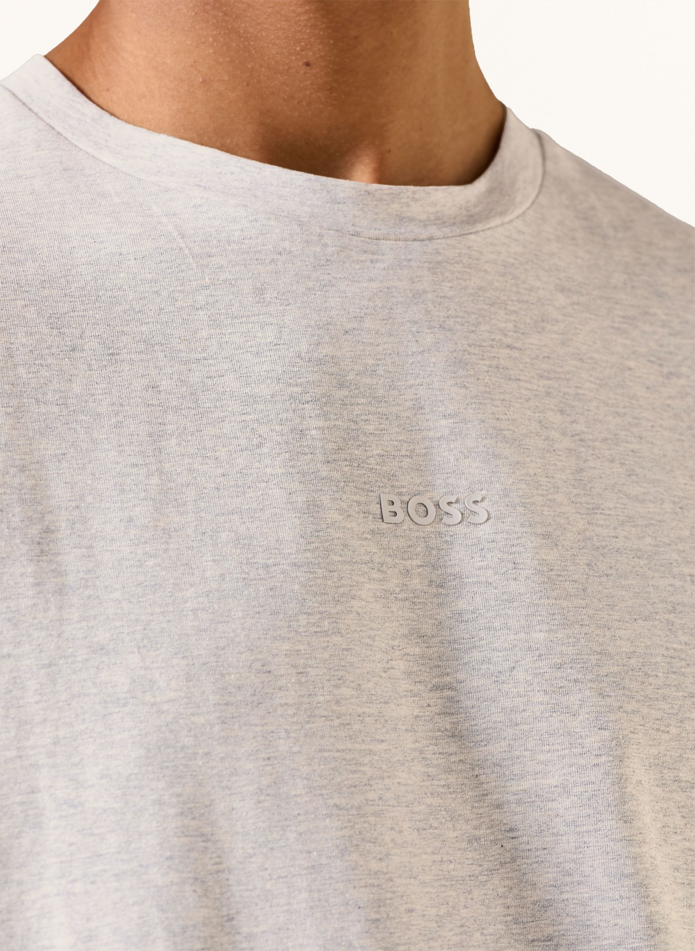 BOSS T-shirt TCHUP: GRÅ