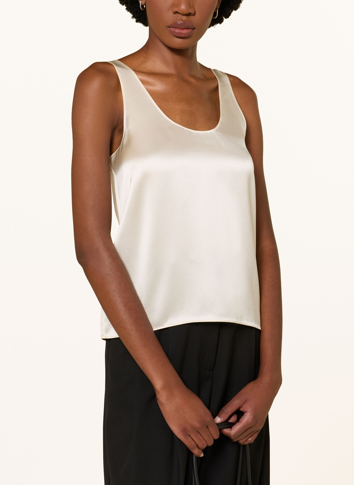 ALMADA LABEL Top en satin ROMY: ÉCRU