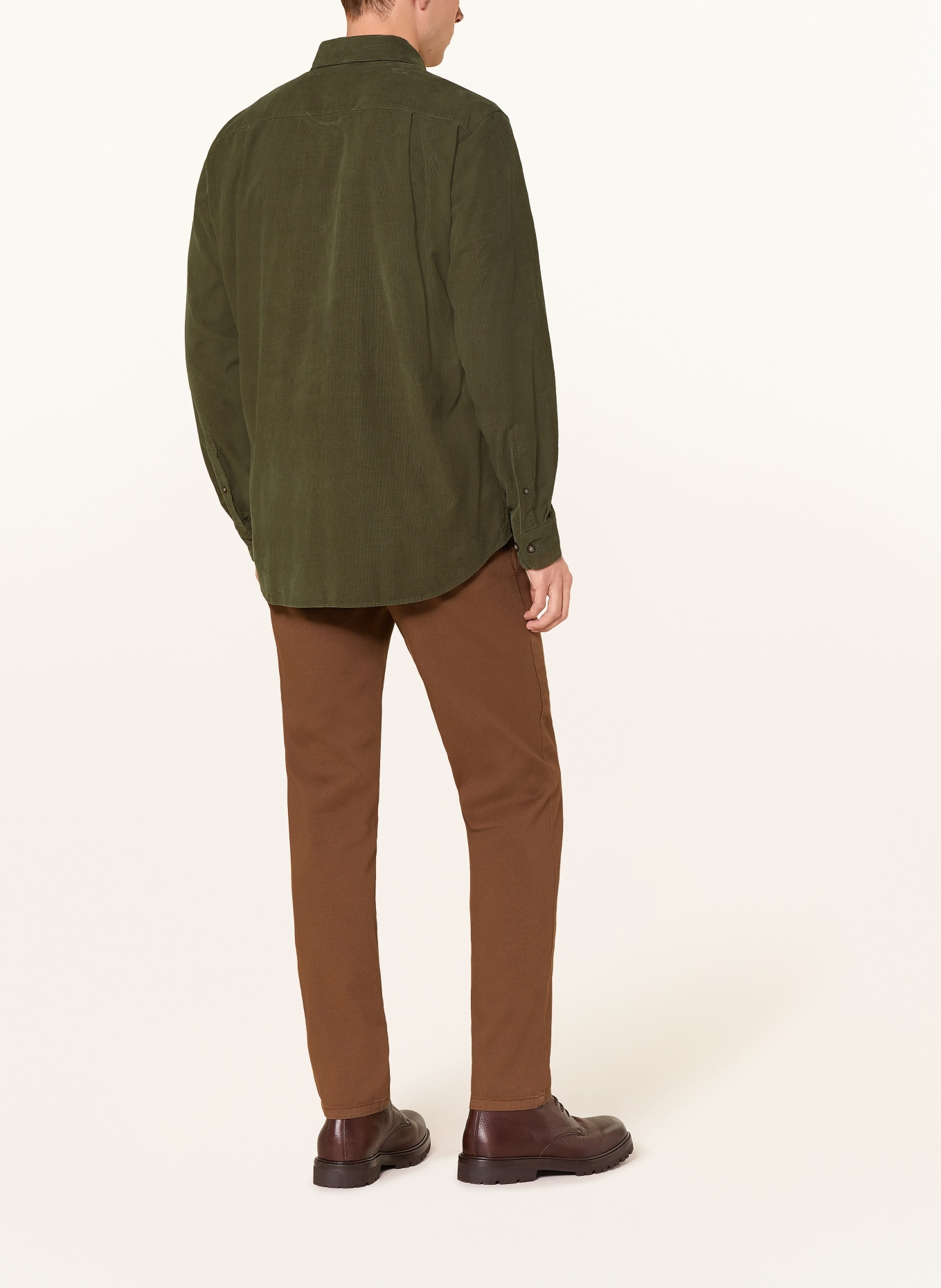 STROKESMAN'S Chemise en velours côtelé coupe regular: OLIVE