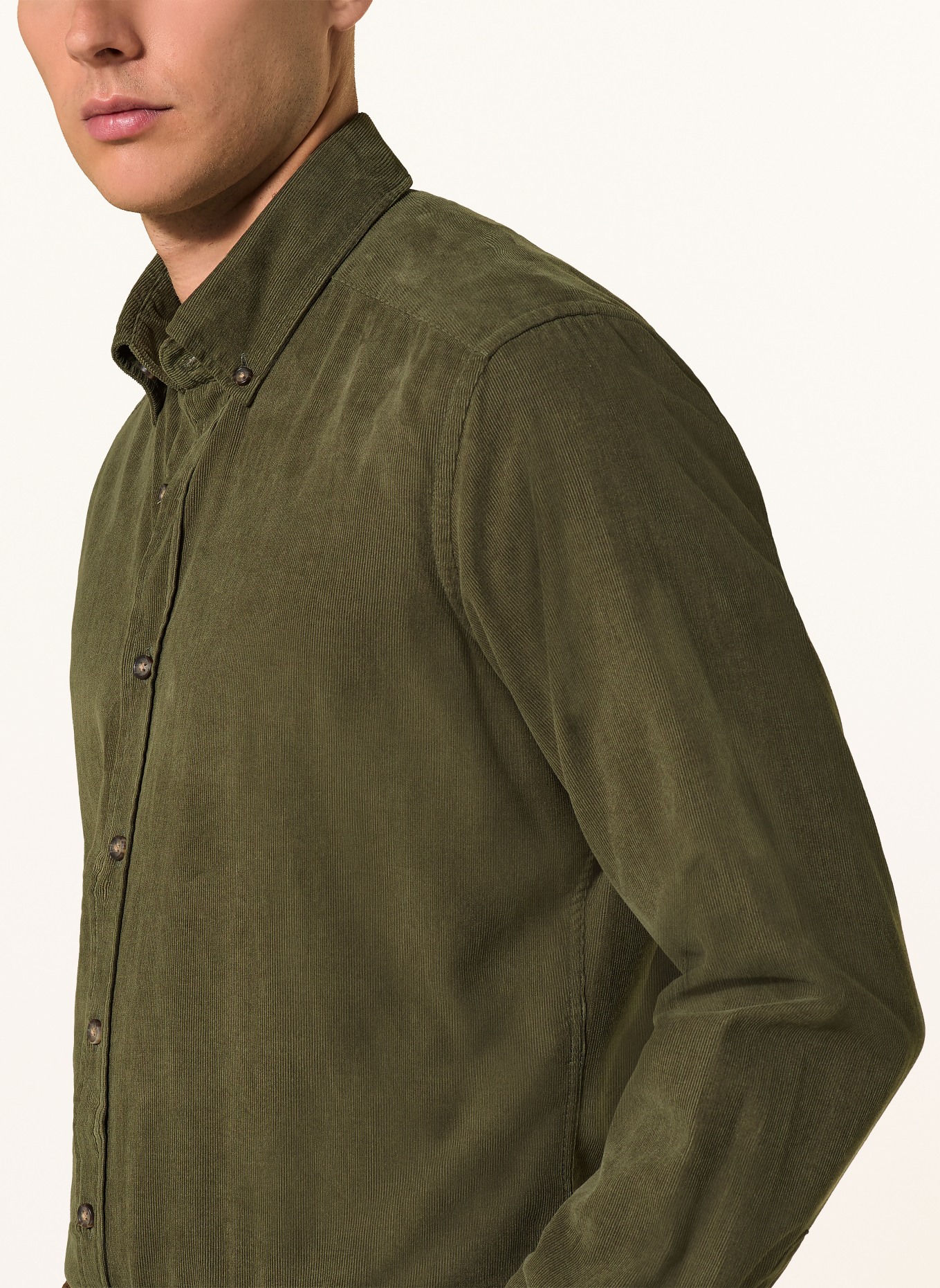 STROKESMAN'S Chemise en velours côtelé coupe regular: OLIVE
